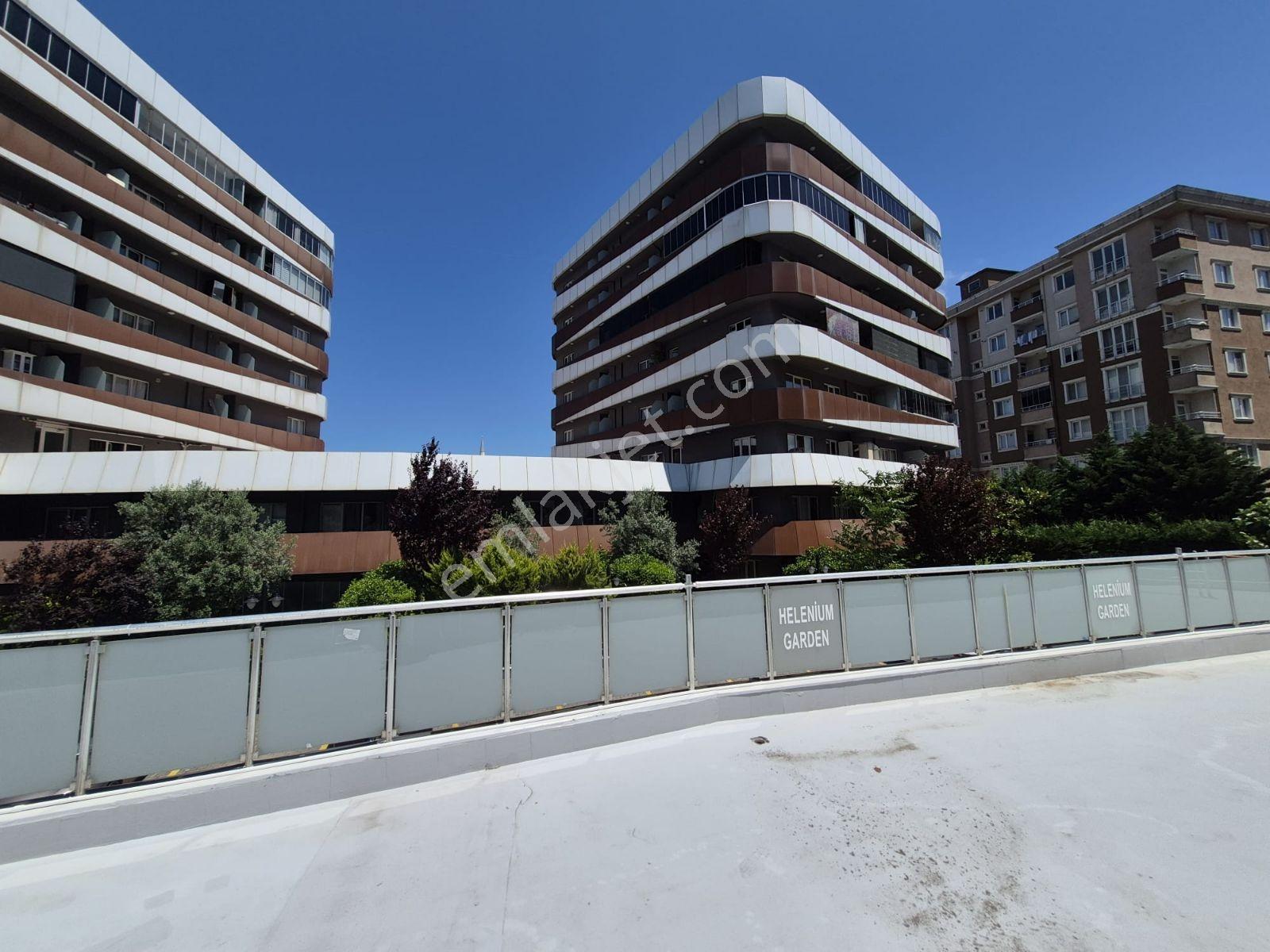 Helenyum Garden'da Havuz Cepheli 1+1 Geniş Balkonlu Daire - Görsel 6