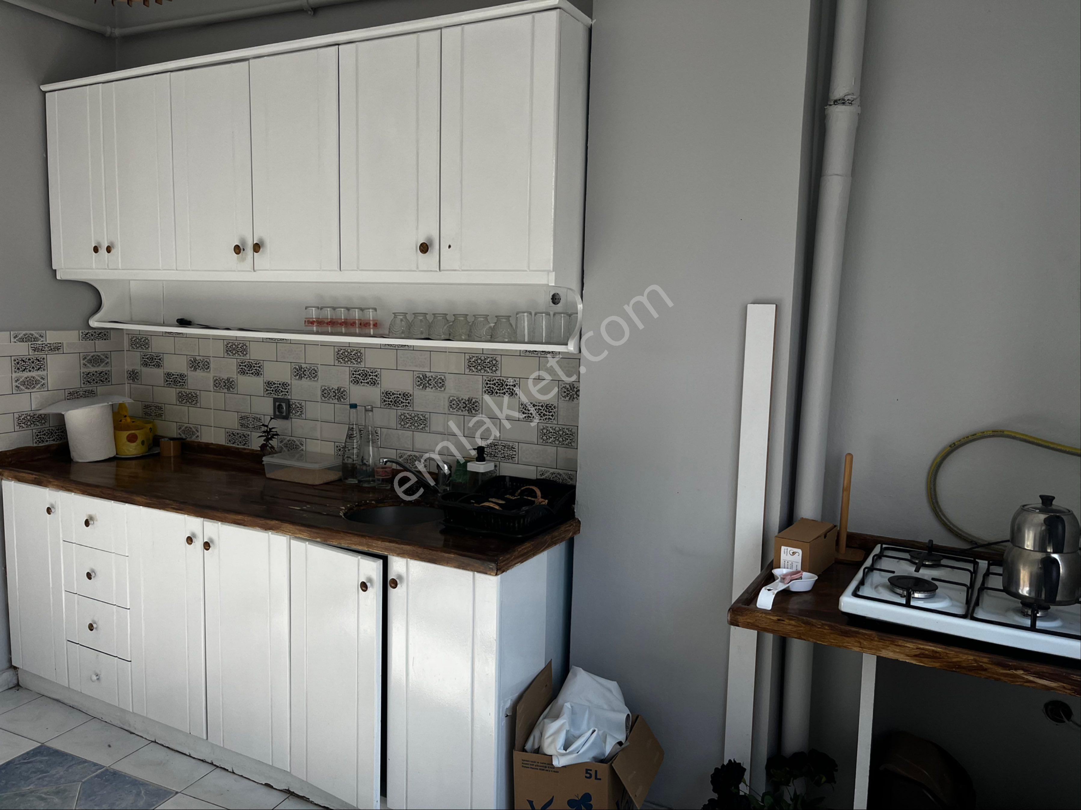 Cadde Üstü Kiralık Boş Dükkan - Görsel 17