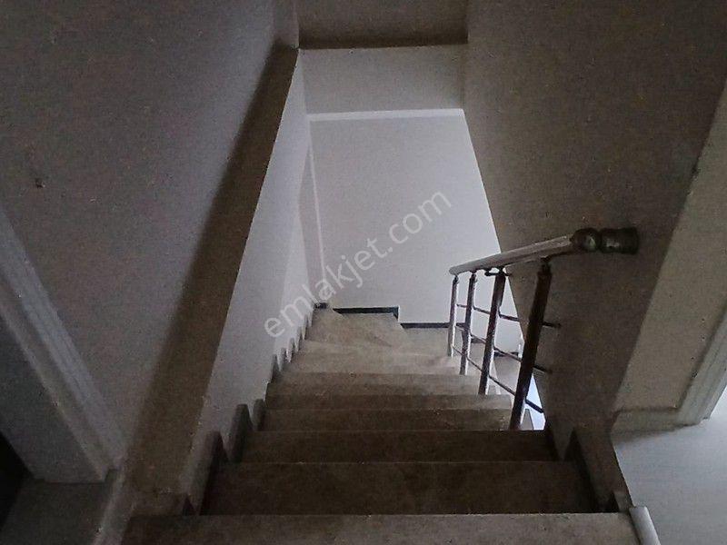 Çelik-ay Gayrimenkul'den Gölcük İhsaniye Kiralık Daire - Görsel 9