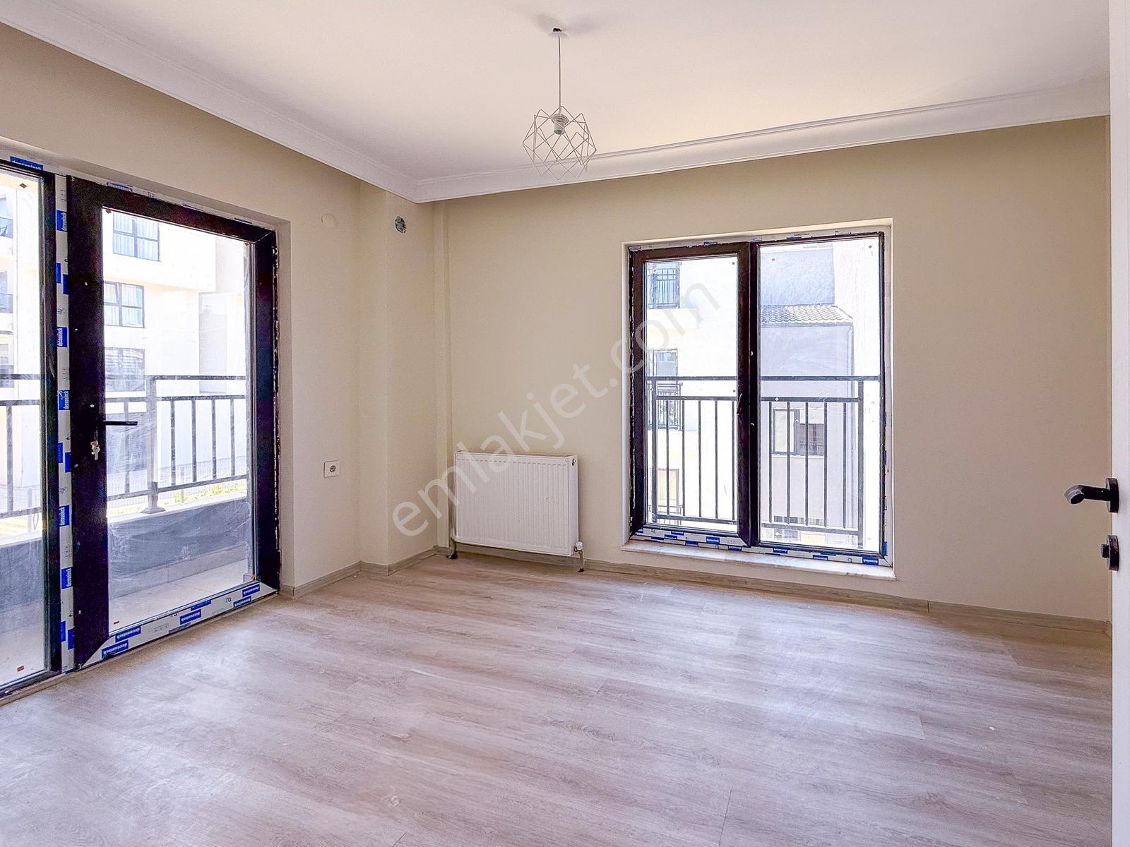 İncek'te Kiralık 2+1 Daire Geniş Teraslı, 2 Banyolu, Bulvarda - Görsel 28