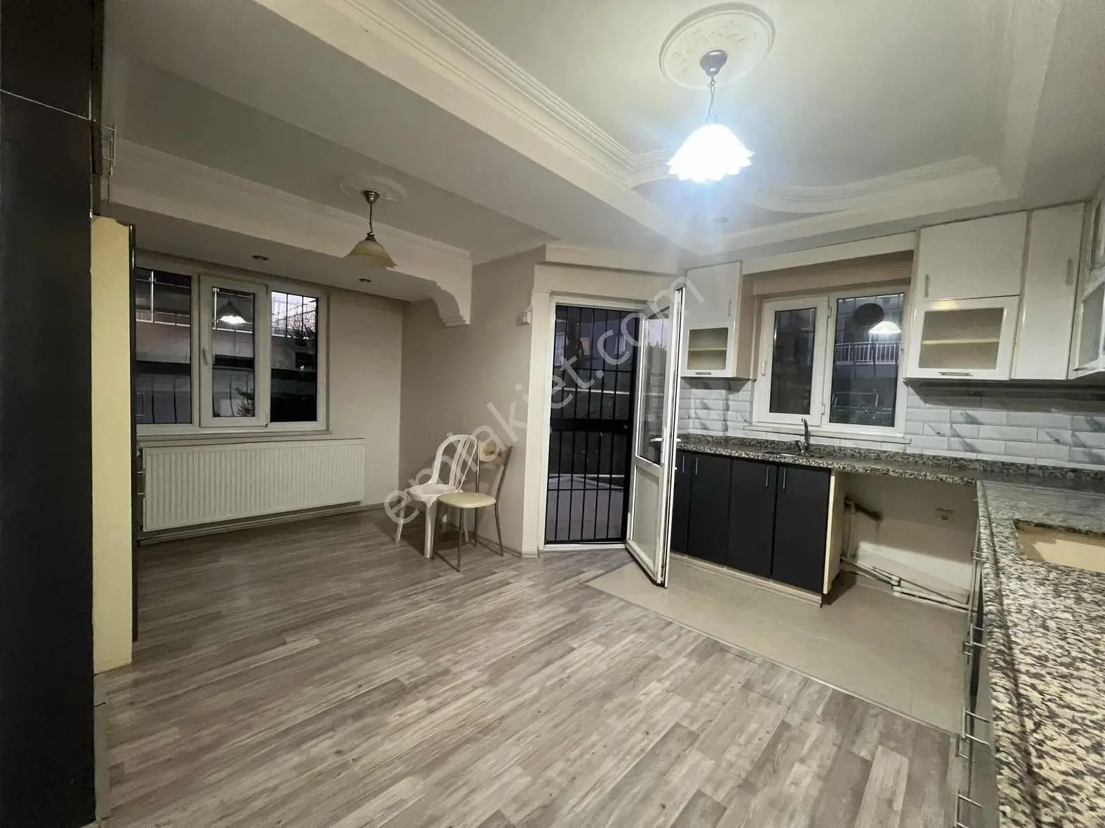 Şehzade'den Selçukbey'de 3+1 Kullanışlı Dairemiz Kiralıktır - Görsel 15