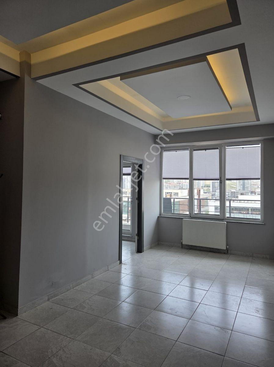 Şahin Plaza'da 2 Oda + Bağımsız Mutfak, Net 72 M2 Eşyalı Ofis - Görsel 22