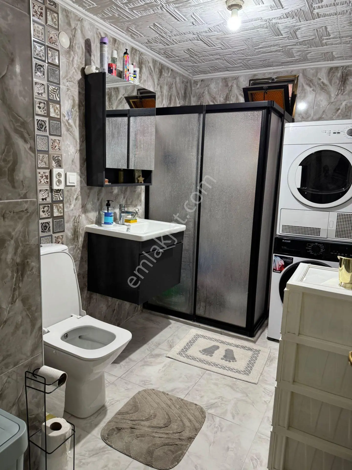 Kanarya'da Toplu Ulaşıma Çok Yakın 2+1 Satılık Daire