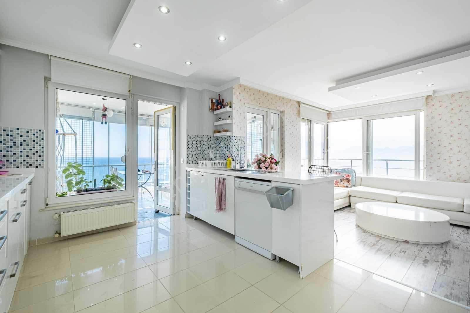Eski Lara Yolu Hacı Çalıkta Deniz Manzaralı 4+1 Kiralık - Görsel 2