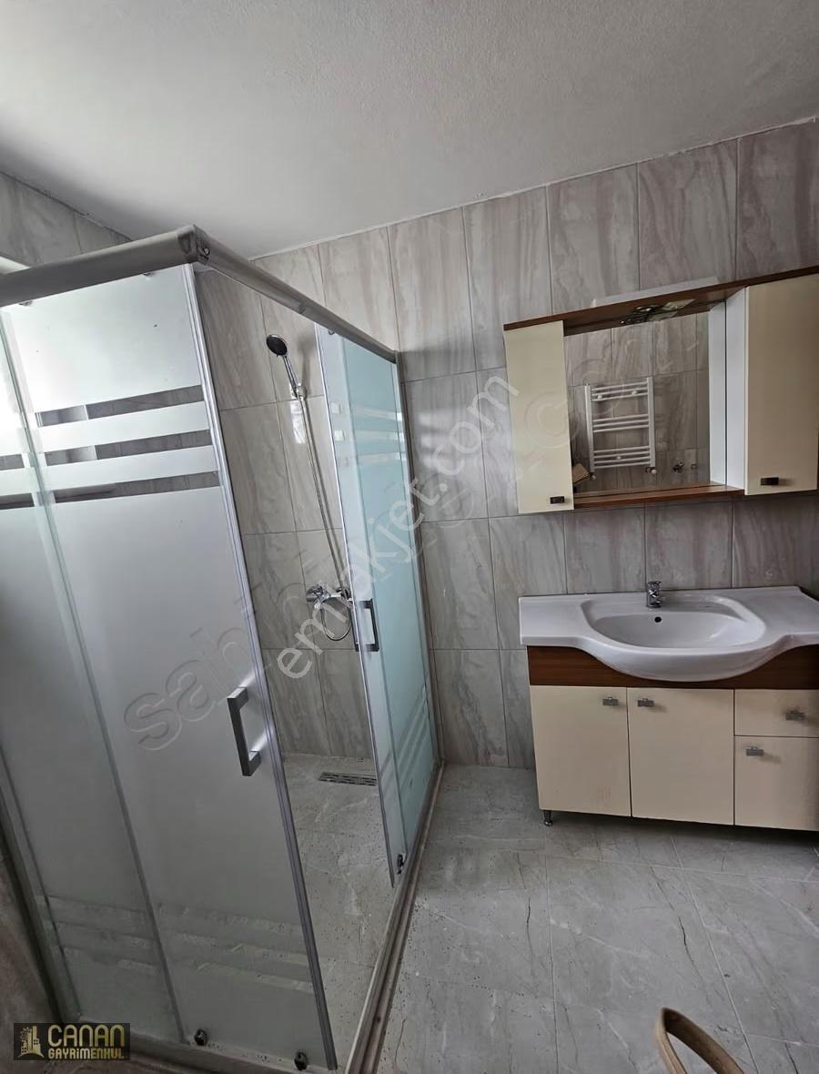 Pendik Bahçelievler Daire Ortaokul Karşısı Ş.fethide Kiralık 3+1 - Görsel 27