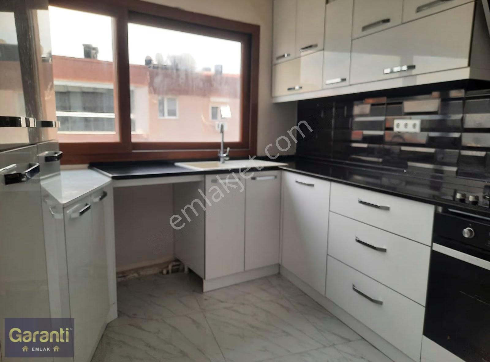 Balçova Teleferik Mah 3+1 Arakat Asansörlü Kiralık Daire