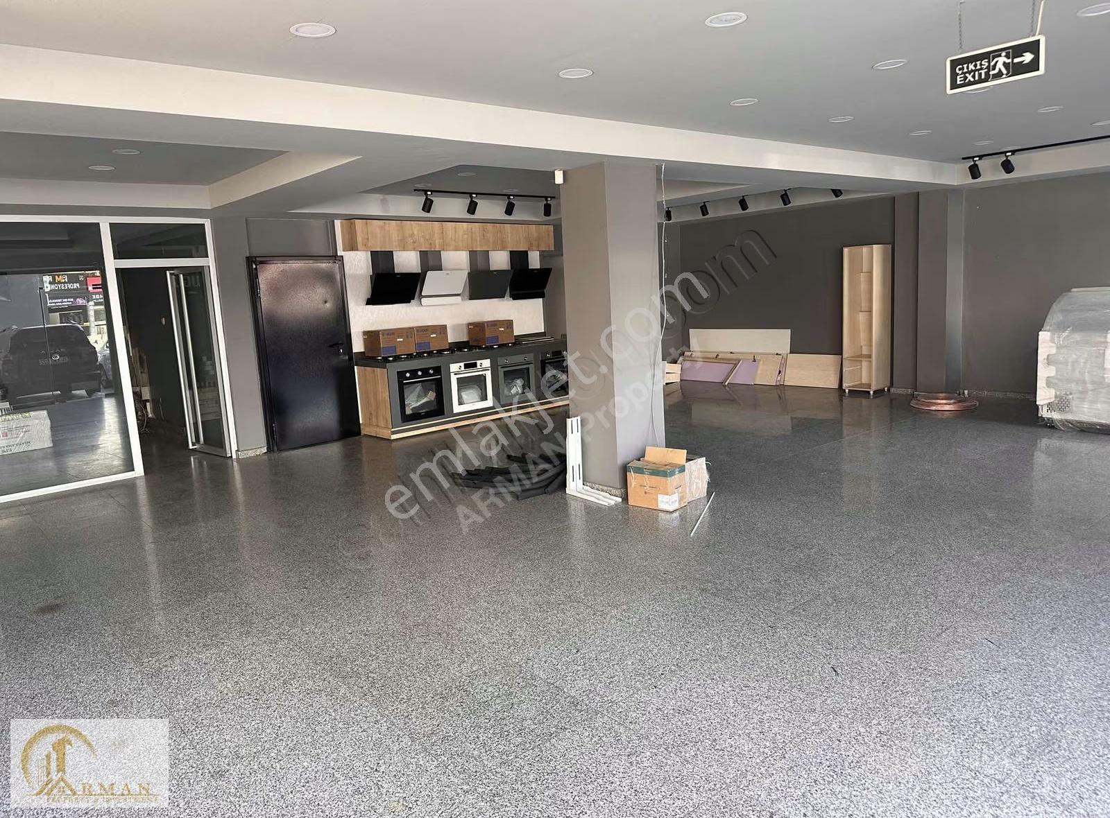 Rami Kışla Caddesi Üzerinde Satılık 5katlı Müstakil Ticari Bina - Görsel 34