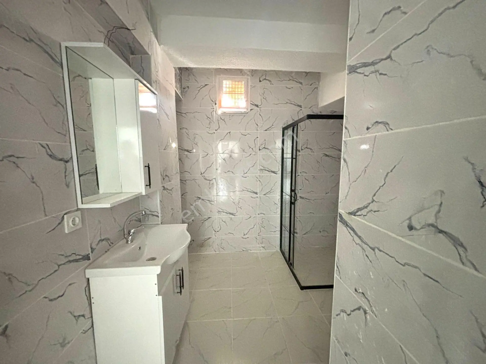 **eryıldız İnşaat'tan**acill Bağlık Mah.iskanlı K.otoparklı Lüks 2+1 Daire - Görsel 26