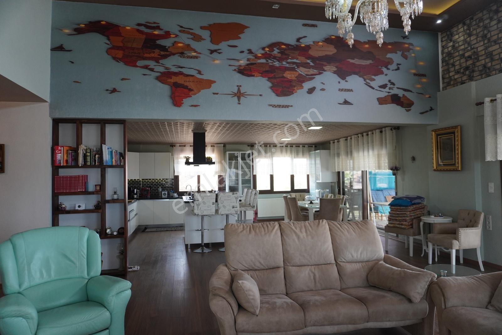 Seferihisar'da 1.548 M² Arsa İçinde Havuzlu Villa Plaja 8 Km!!! - Görsel 4