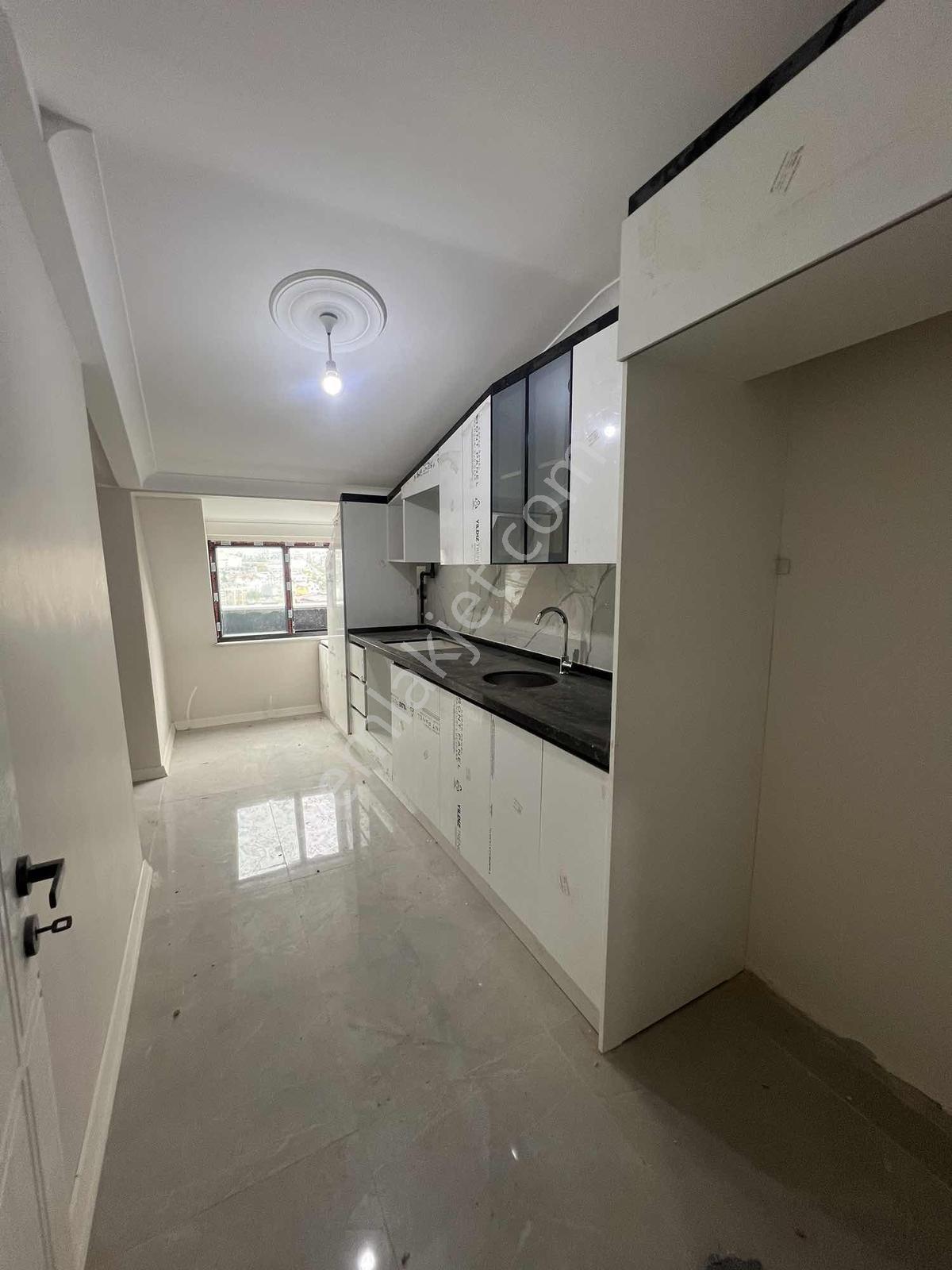 Taşoluk Caddeye Yakın Kaçırılmayacak 2+1 Yeni Sistem Çatı Daire - Görsel 4