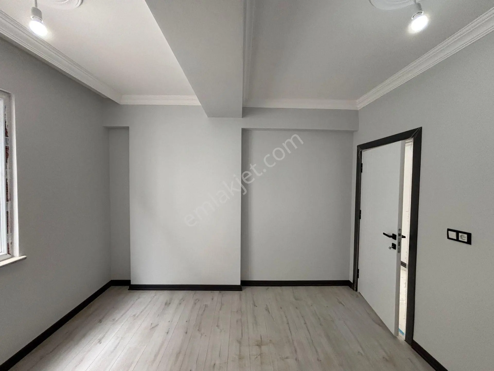 **eryıldız İnşaat'tan**fevzipaşa Merkezi Konumda İskanlı K.otoparklı Sıfır Lüks 2+1 - Görsel 20