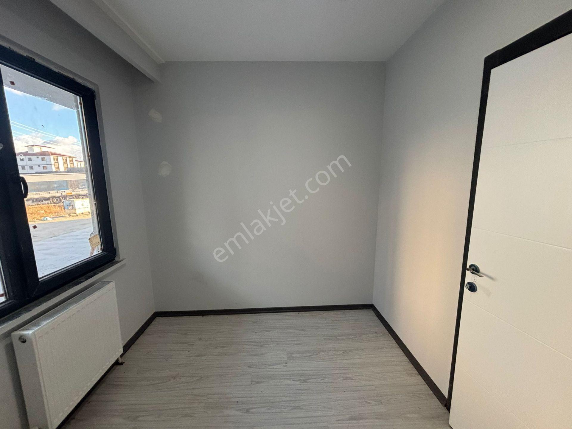 **eryıldız İnşaat'tan Büyük Teraslı İskanlı K.otoparklı Lüks 2+1 - Görsel 24