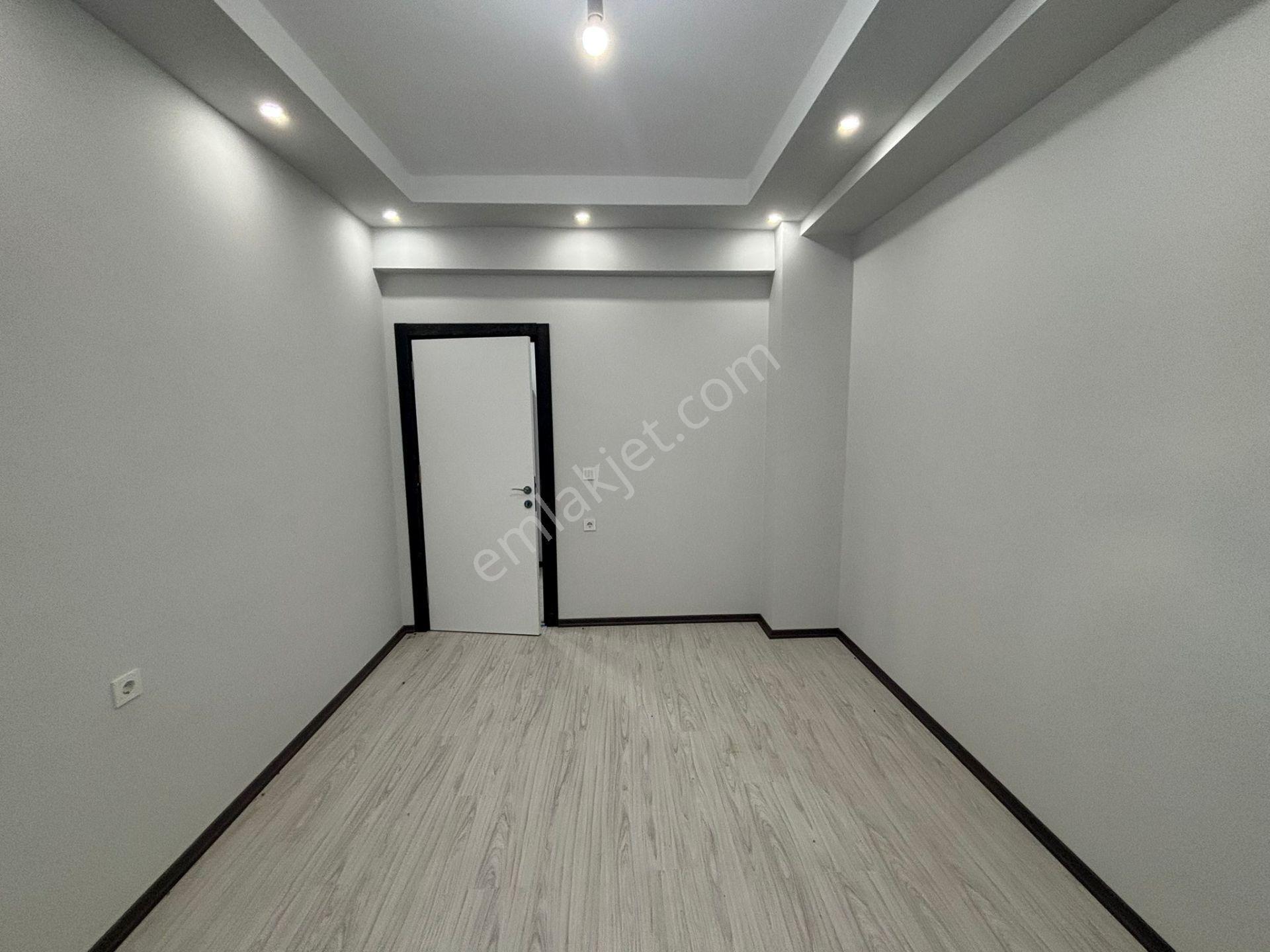 **eryıldız İnşaat'tan Büyük Teraslı İskanlı K.otoparklı Lüks 2+1 - Görsel 20