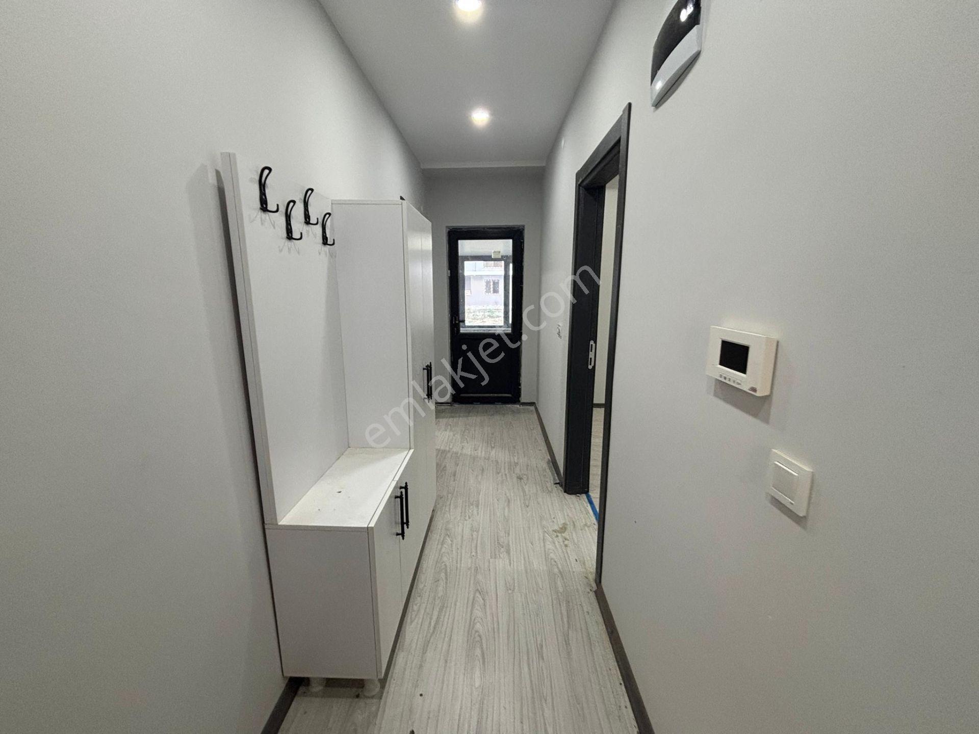 **eryıldız İnşaat'tan Büyük Teraslı İskanlı K.otoparklı Lüks 2+1 - Görsel 25
