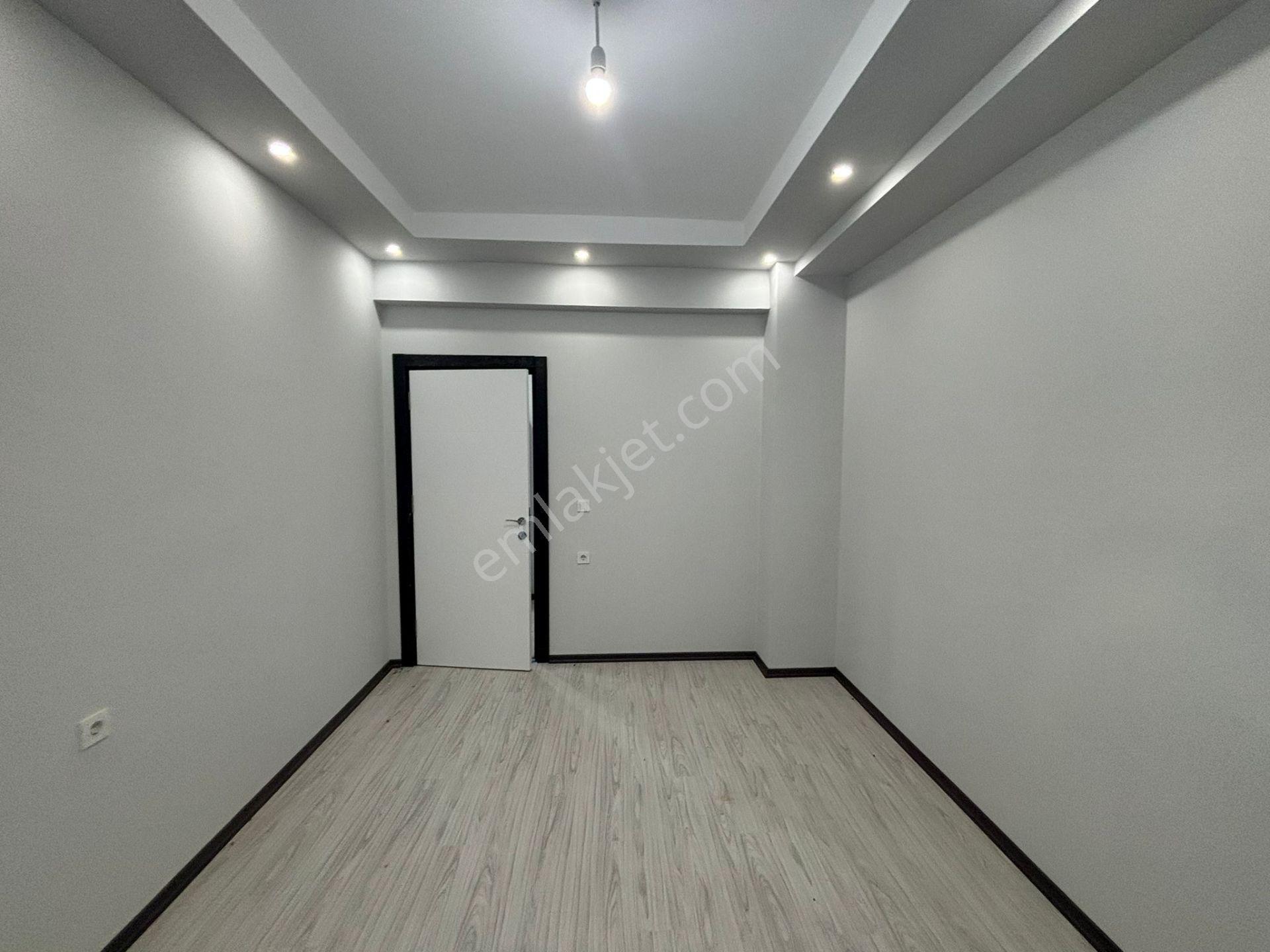 **eryıldız İnşaat'tan Büyük Teraslı İskanlı K.otoparklı Lüks 2+1 - Görsel 19