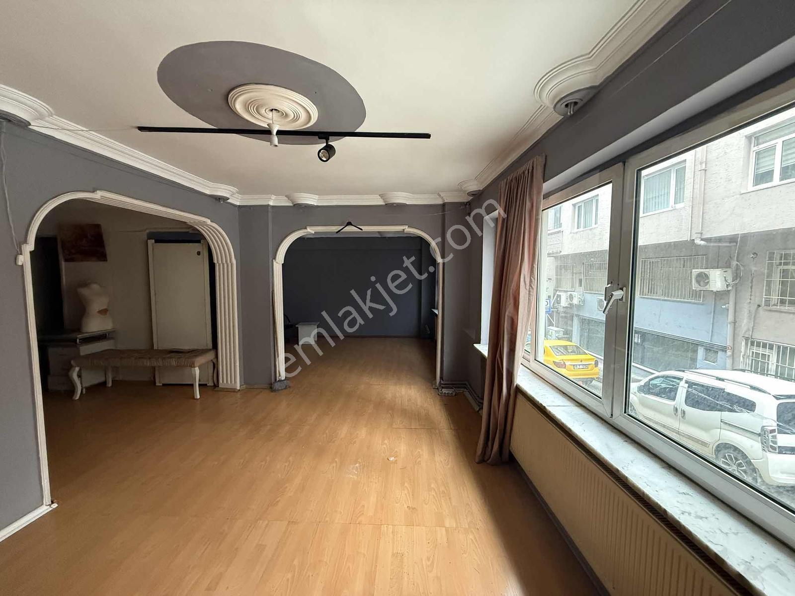 Heykel Ziraat Bankası Aralığında Kiralık İşyeri - Görsel 21