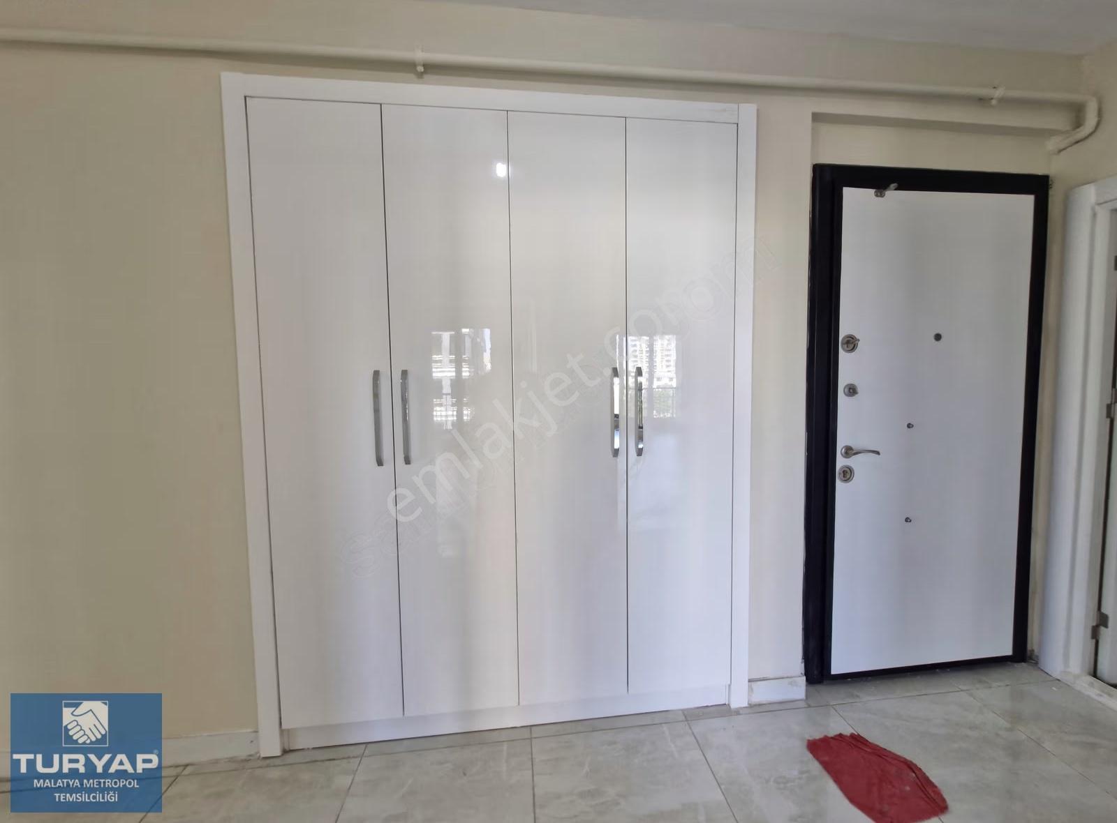 Turyap Metropol'den Bostanbaşında Kiralık 3+1 Daire - Görsel 24