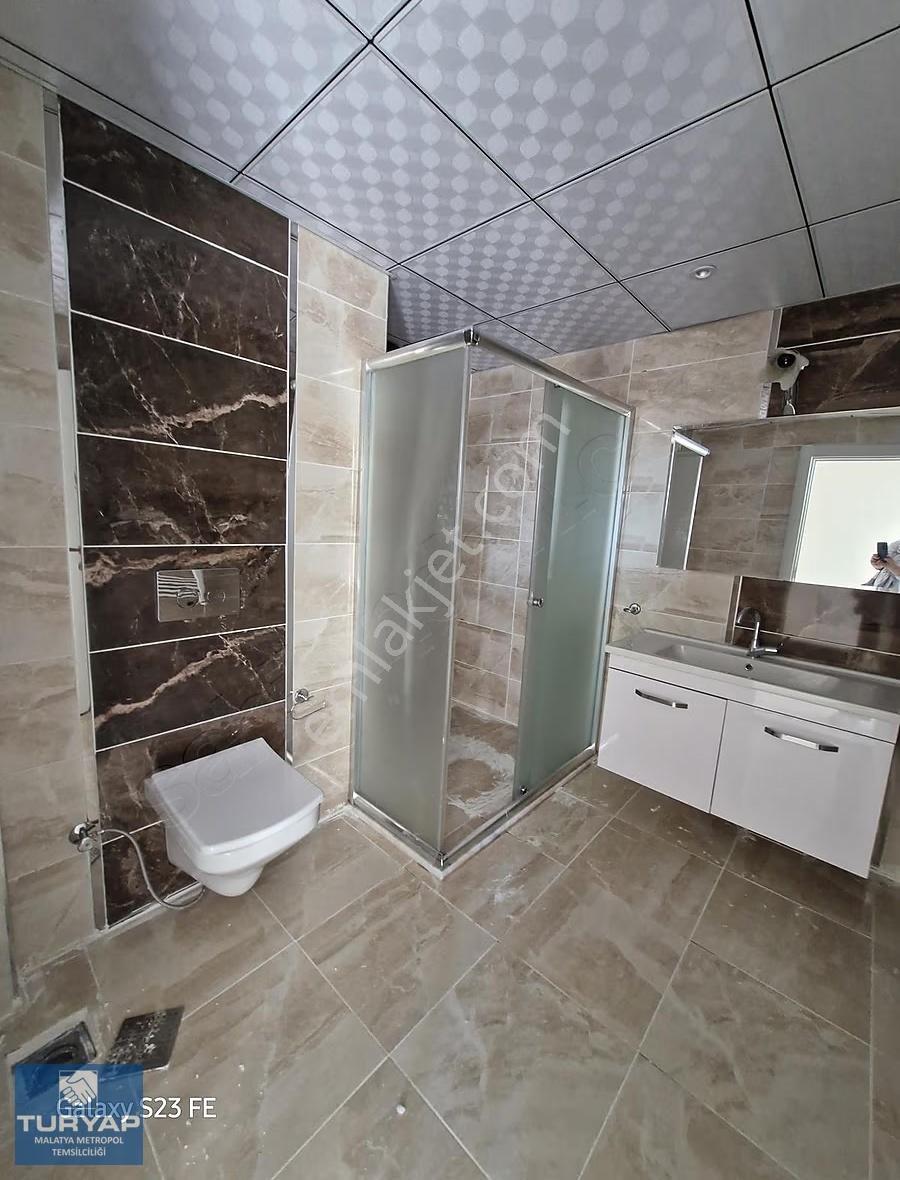 Turyap Metropol'den Bostanbaşında Kiralık 3+1 Daire - Görsel 9