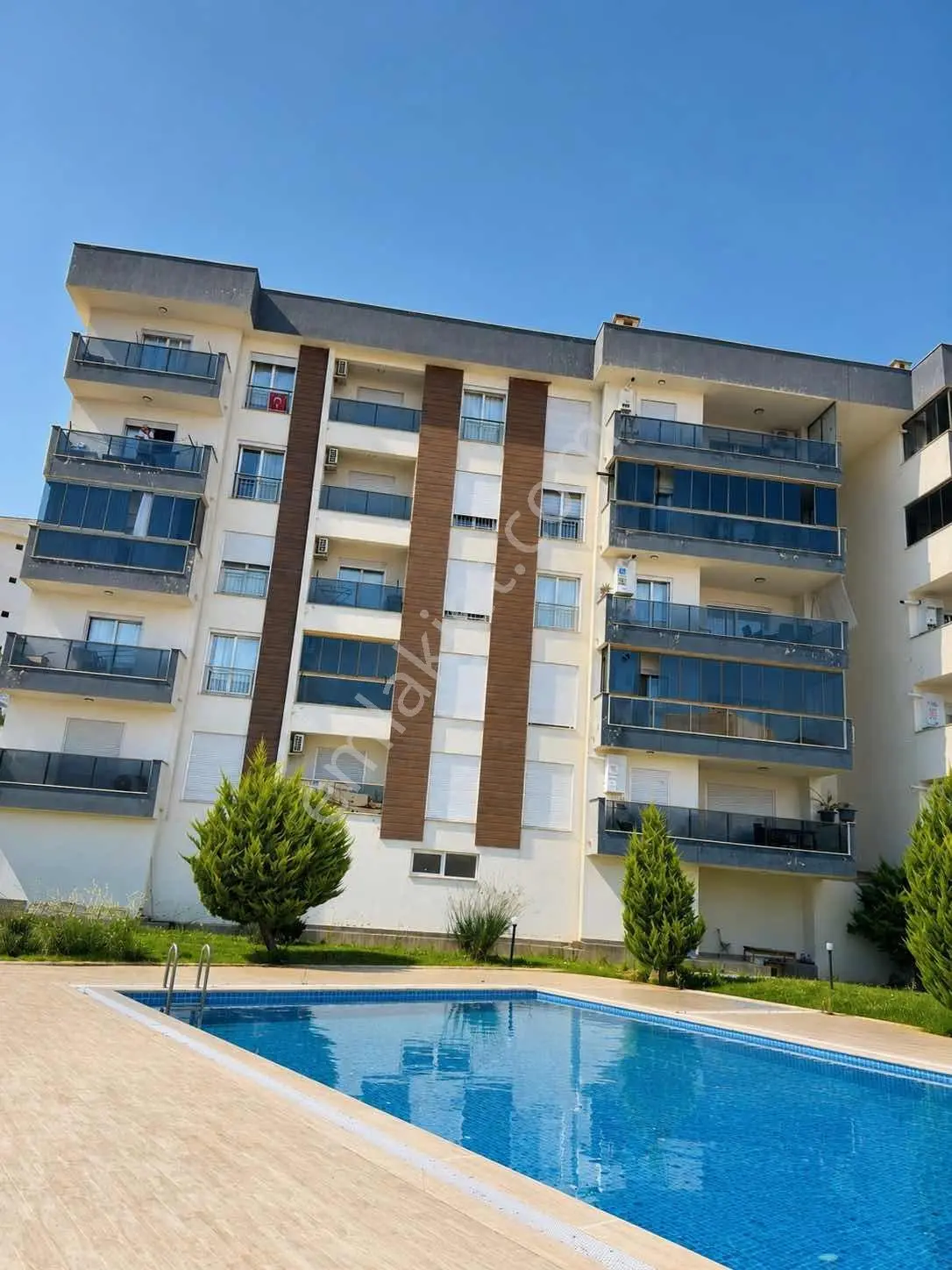 Views Emlak'tan Kiralık Kapalı Mutfak 3+1 Daire