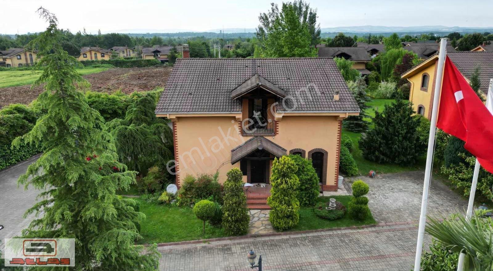 Atlas Emlak Kiralık Derbent Nusretiye Kartepe Doğa Da Villa - Görsel 16