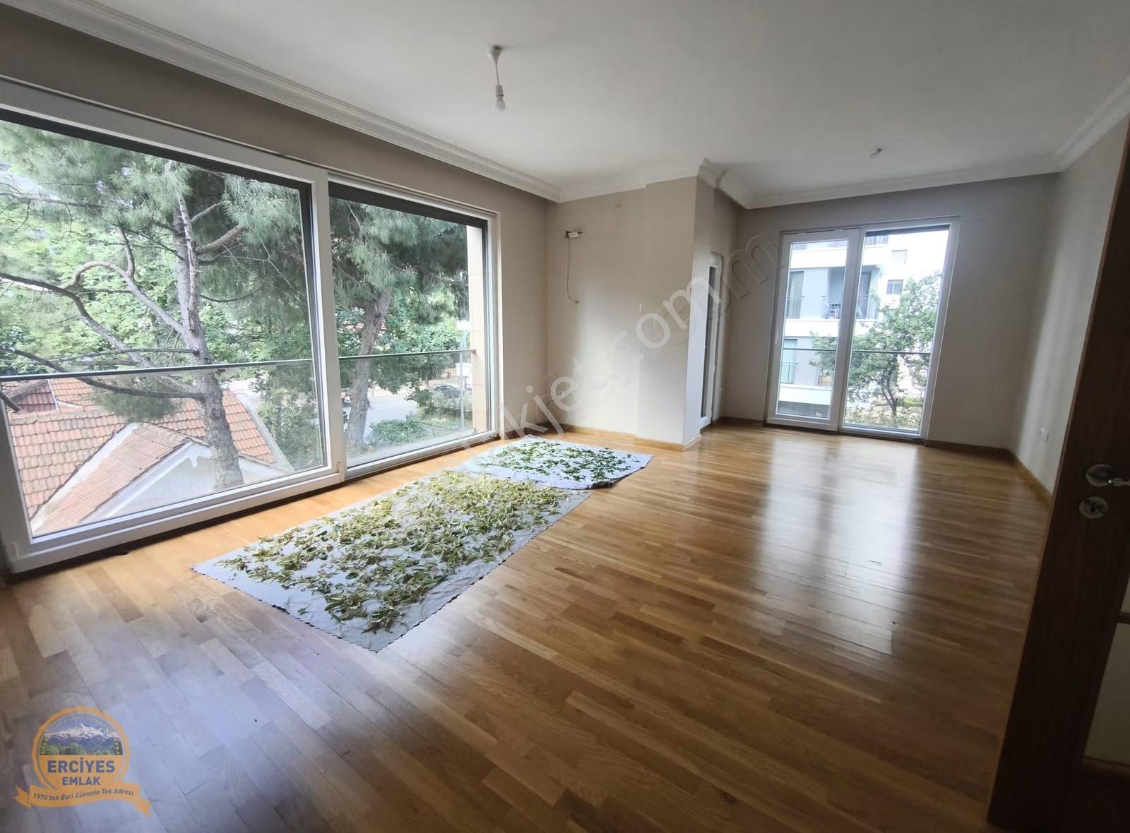 Erciyes'den Erenköy Marmaray Yakın 3+1 110 M2 Net Kiralık Daire - Görsel 20