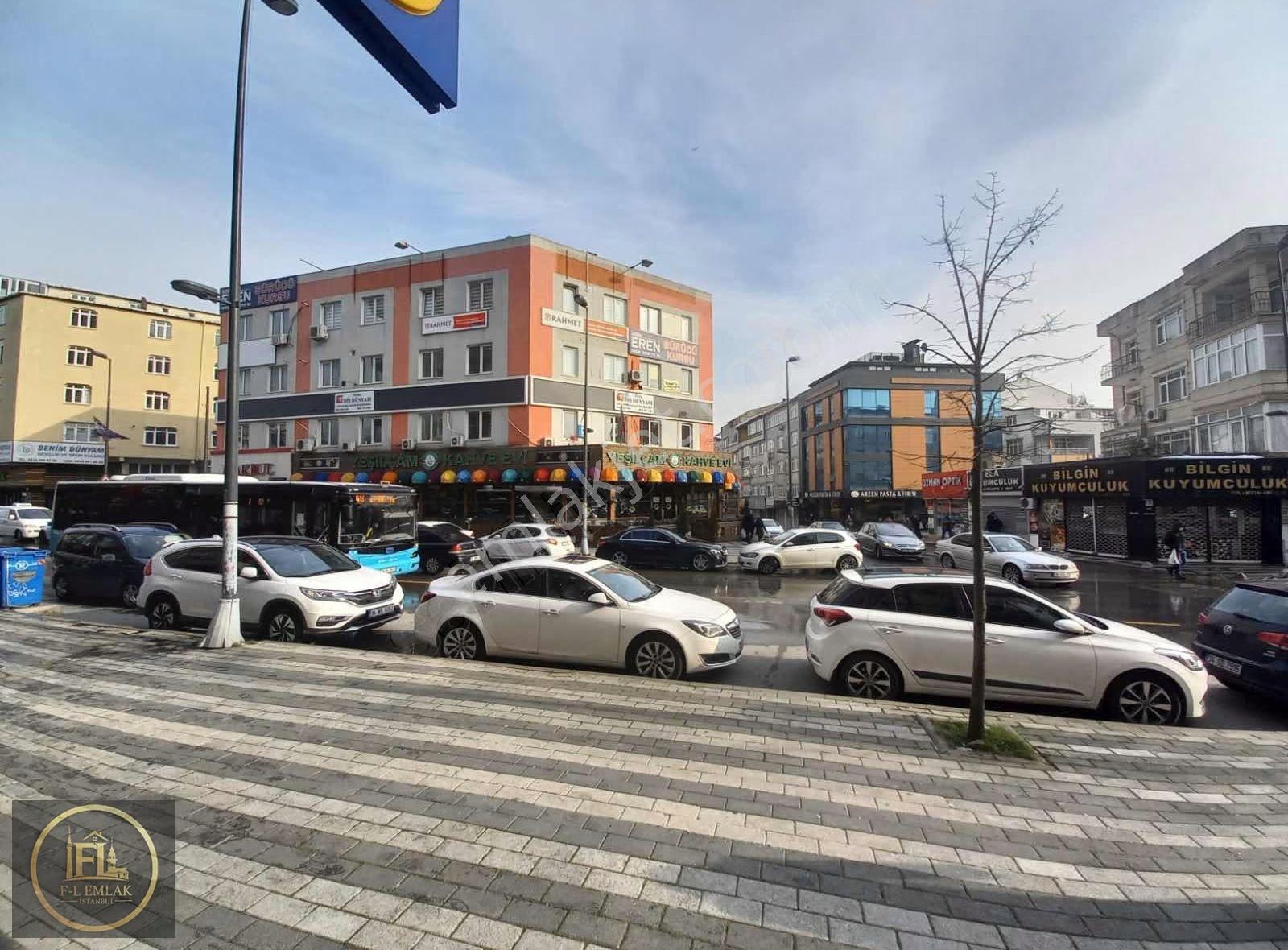 F-l Emlaktan Bulgurlu Merkezde 3+1 135 M2 Katta Tek!... - Görsel 22