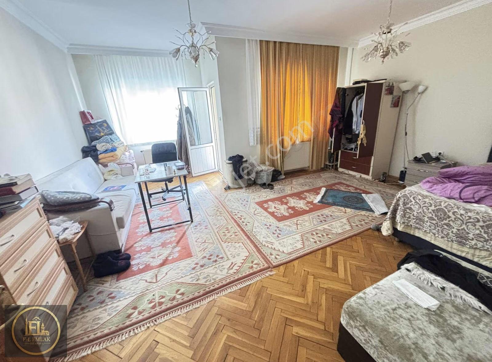 F-l Emlaktan Bulgurlu Merkezde 3+1 135 M2 Katta Tek!...
