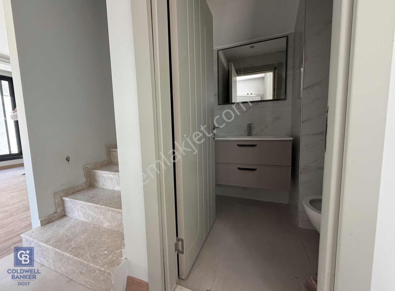 Urla Kalabakta Ted Koleji Yanı Kiralık Lüks Tripleks Villa - Görsel 15