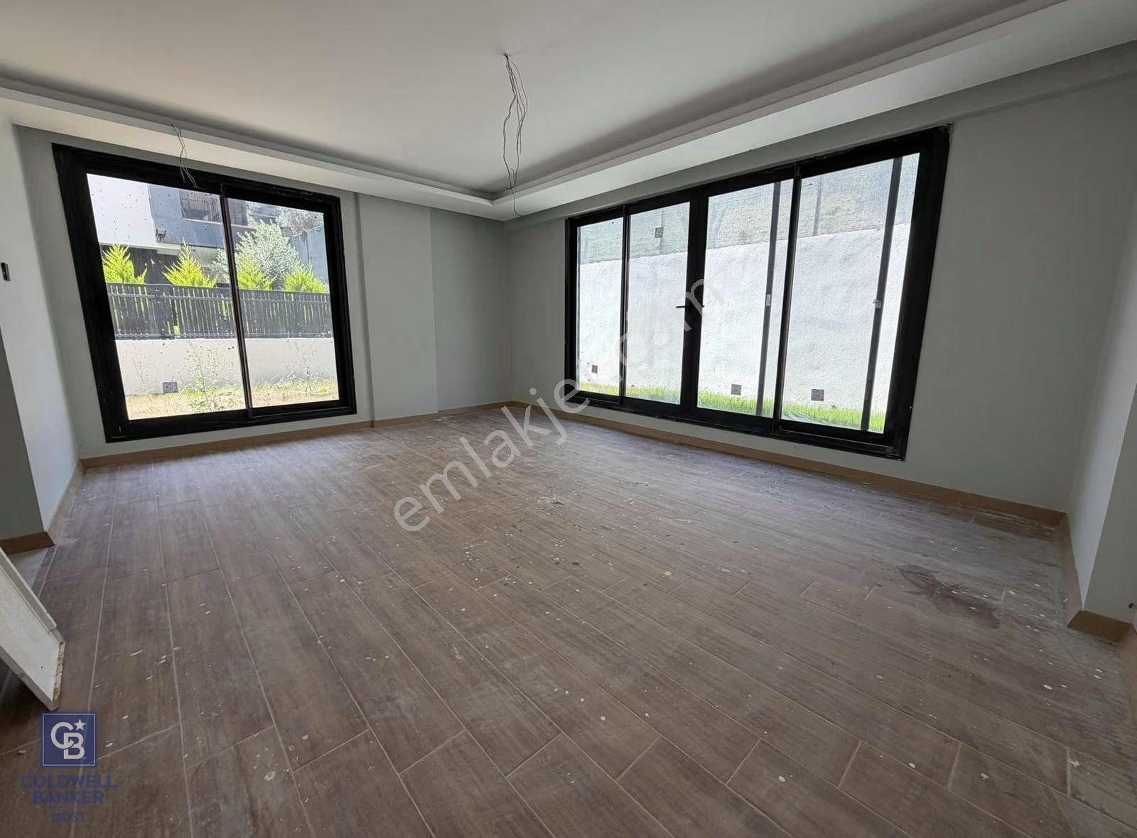 Urla Kalabakta Ted Koleji Yanı Kiralık Lüks Tripleks Villa - Görsel 14
