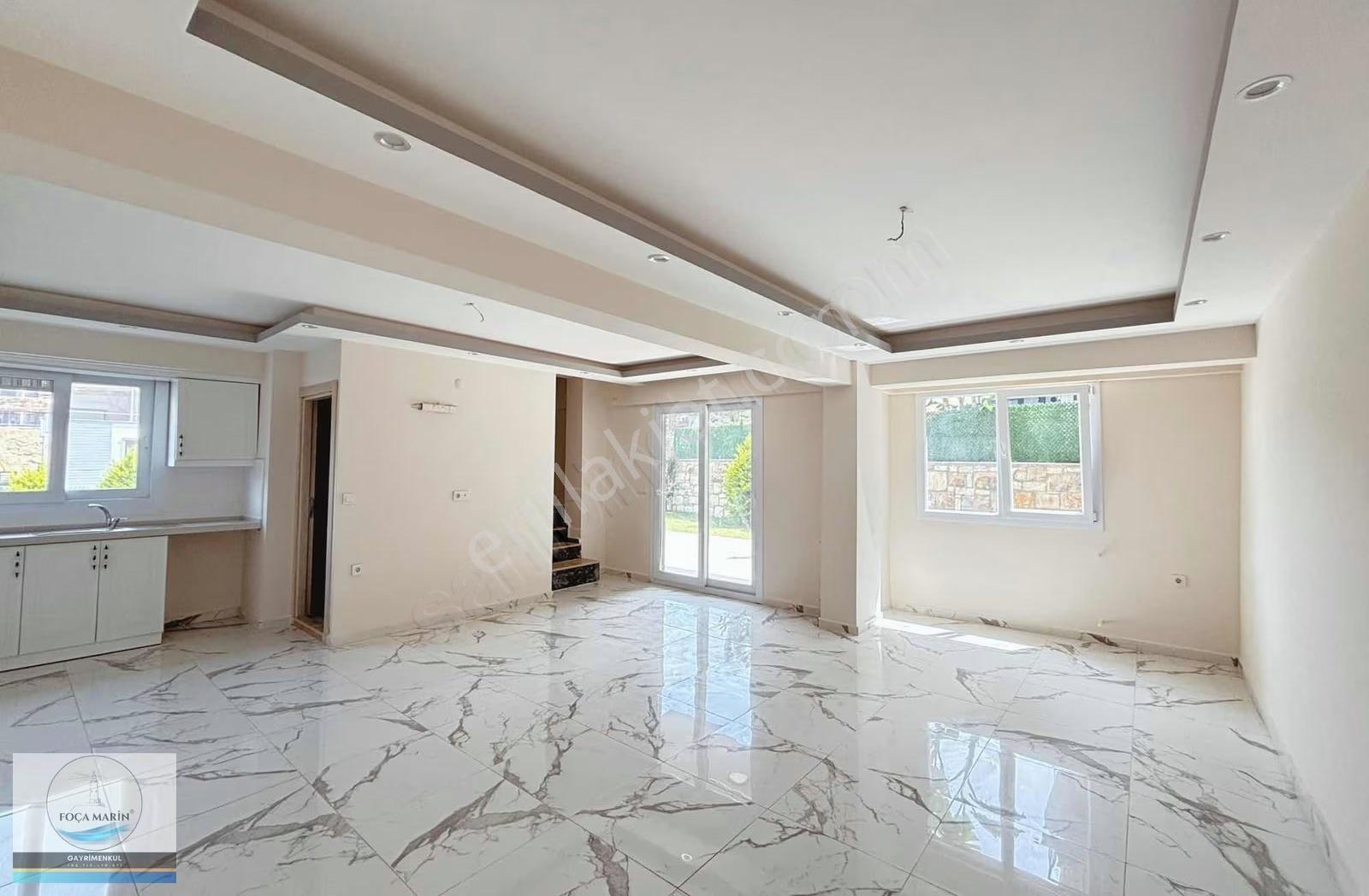 Yenifoça'da Butik Site İçinde 3+1 Bahçeli Dubleks Daire - Görsel 4