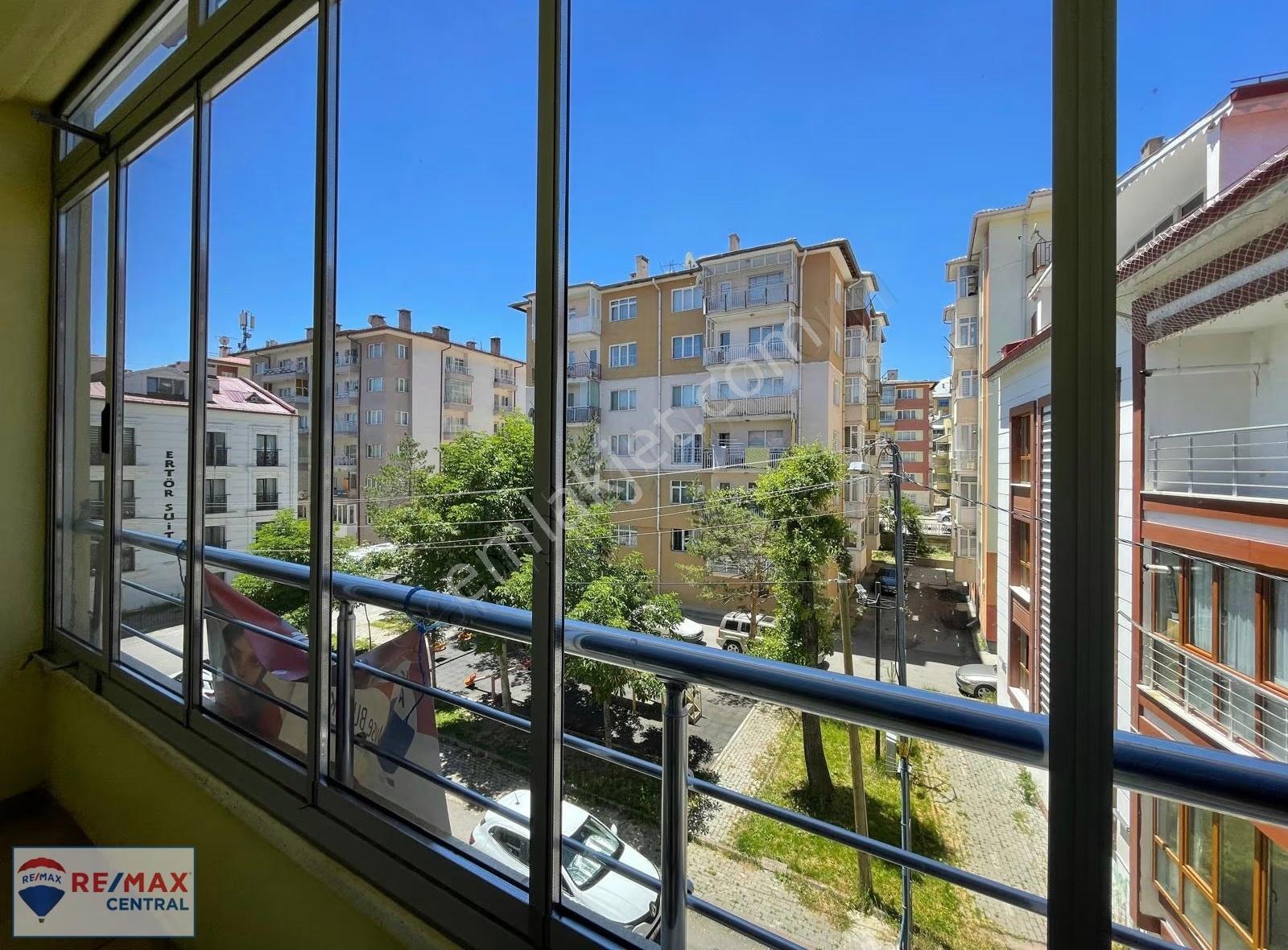 Remax Central'den Sularbaşı Mahallesinde Satılık 5+1 Dublex - Görsel 5