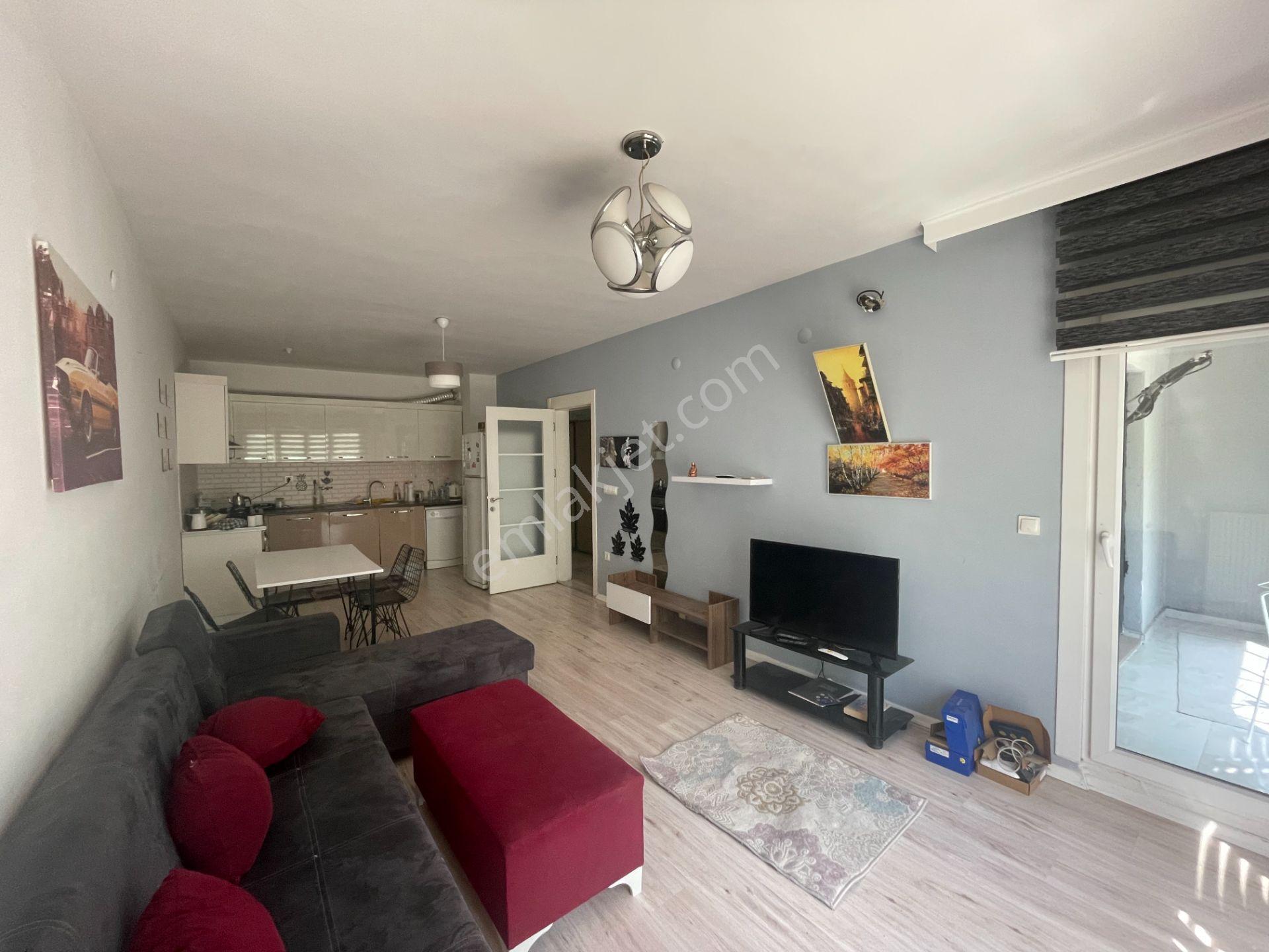 Tuzla Şehriyaz Manzara 70m2 Mobilyalı Beyaz Eşyalı Kiralık 1+1 - Görsel 12