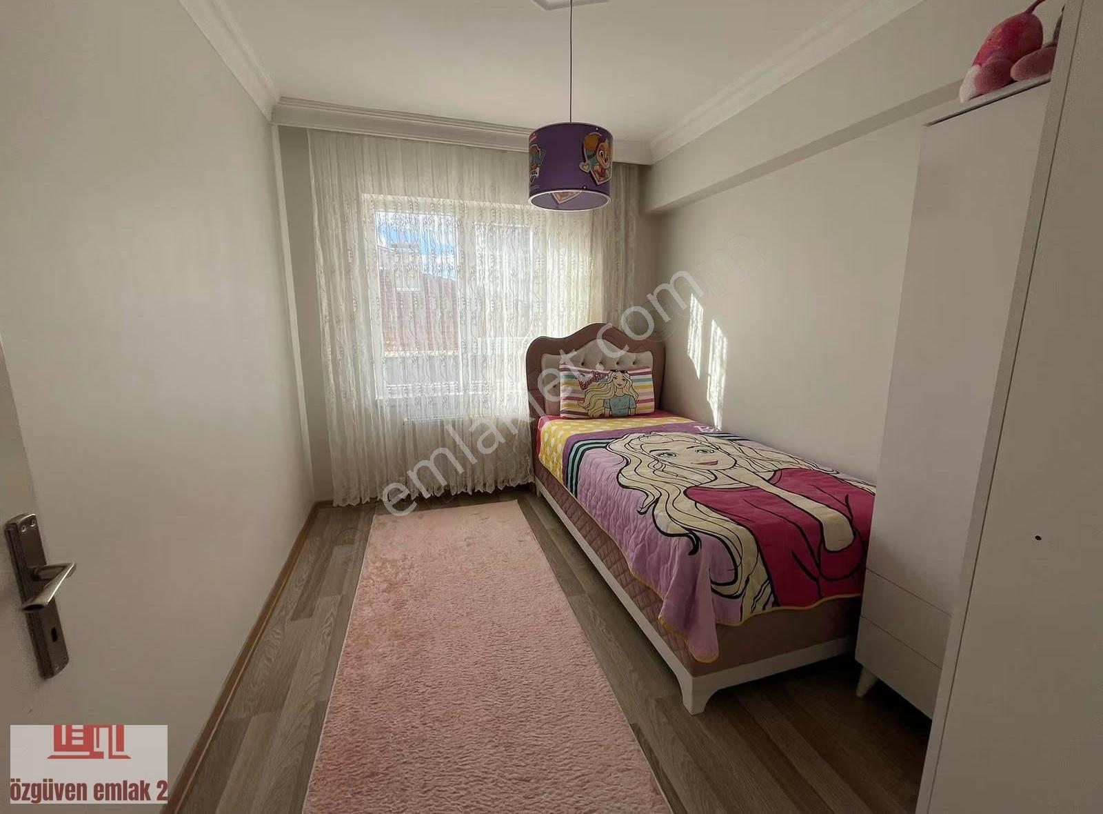 Ataparkta Masrafsız Full Yapılı Geniş Ara Kat 3+1