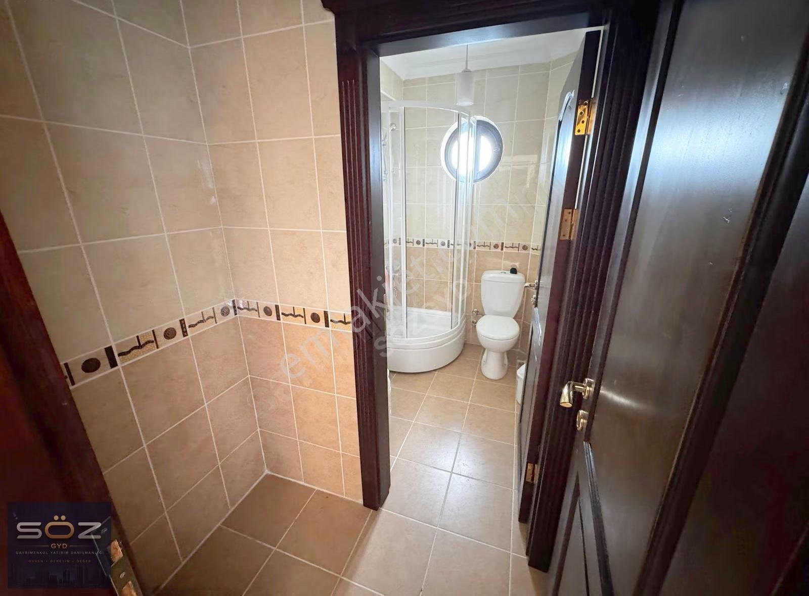 Yıldız Kule Yakını Asansörlü Kök Tapulu Ebeveyn Banyolu 3+1 - Görsel 13