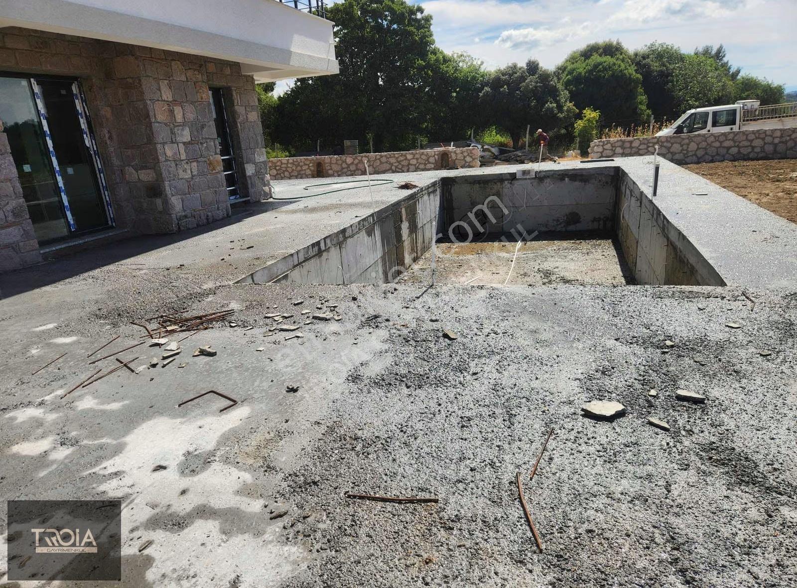 Ayvacık Hüseyinfakı 684 M²arsa İçerisinde Havuzlu Müstakil Villa - Görsel 28