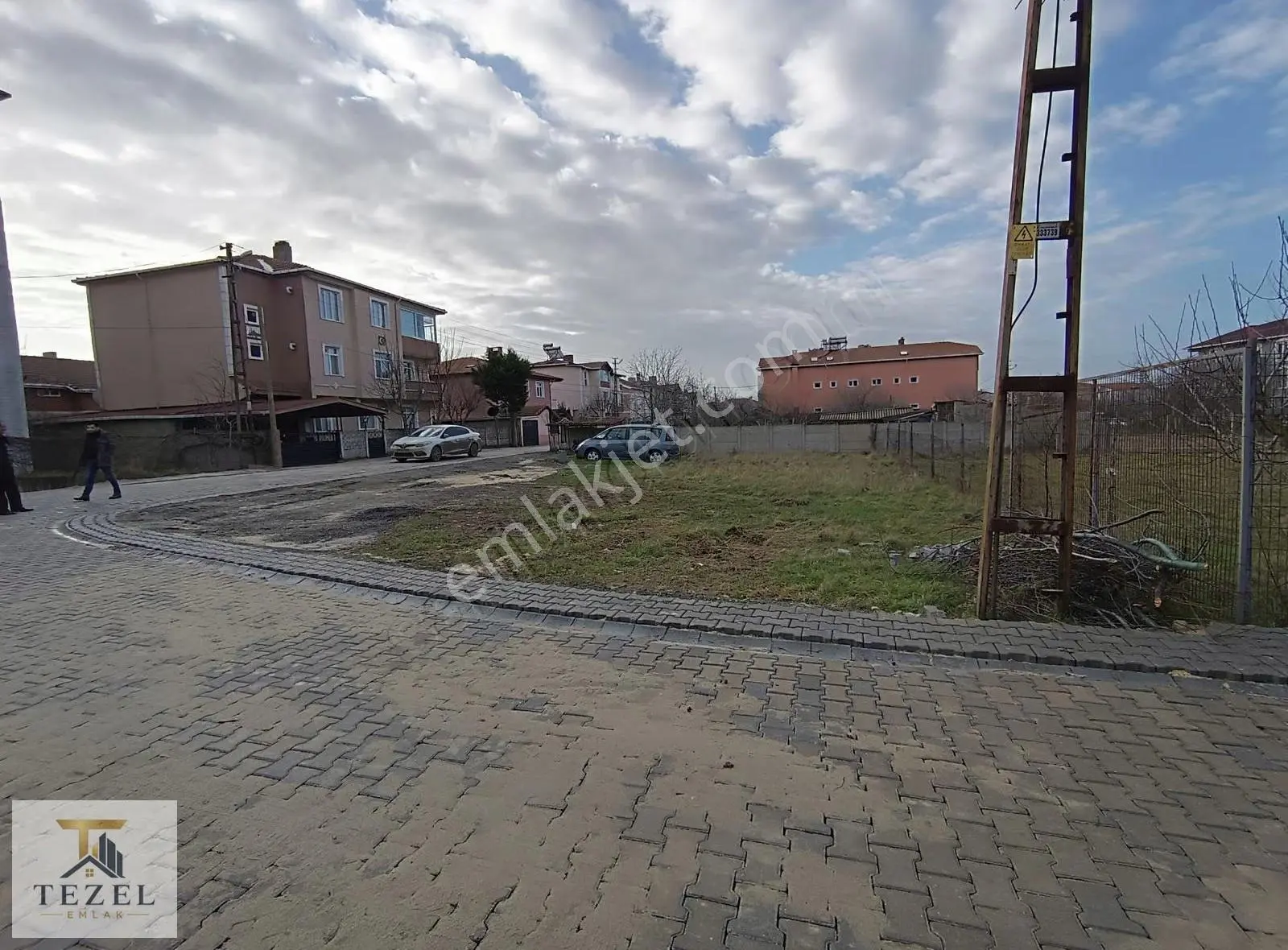 Saray Pazarcık'ta Satılık 400 M² İmarlı Köşe Parsel Arsa - Görsel 4