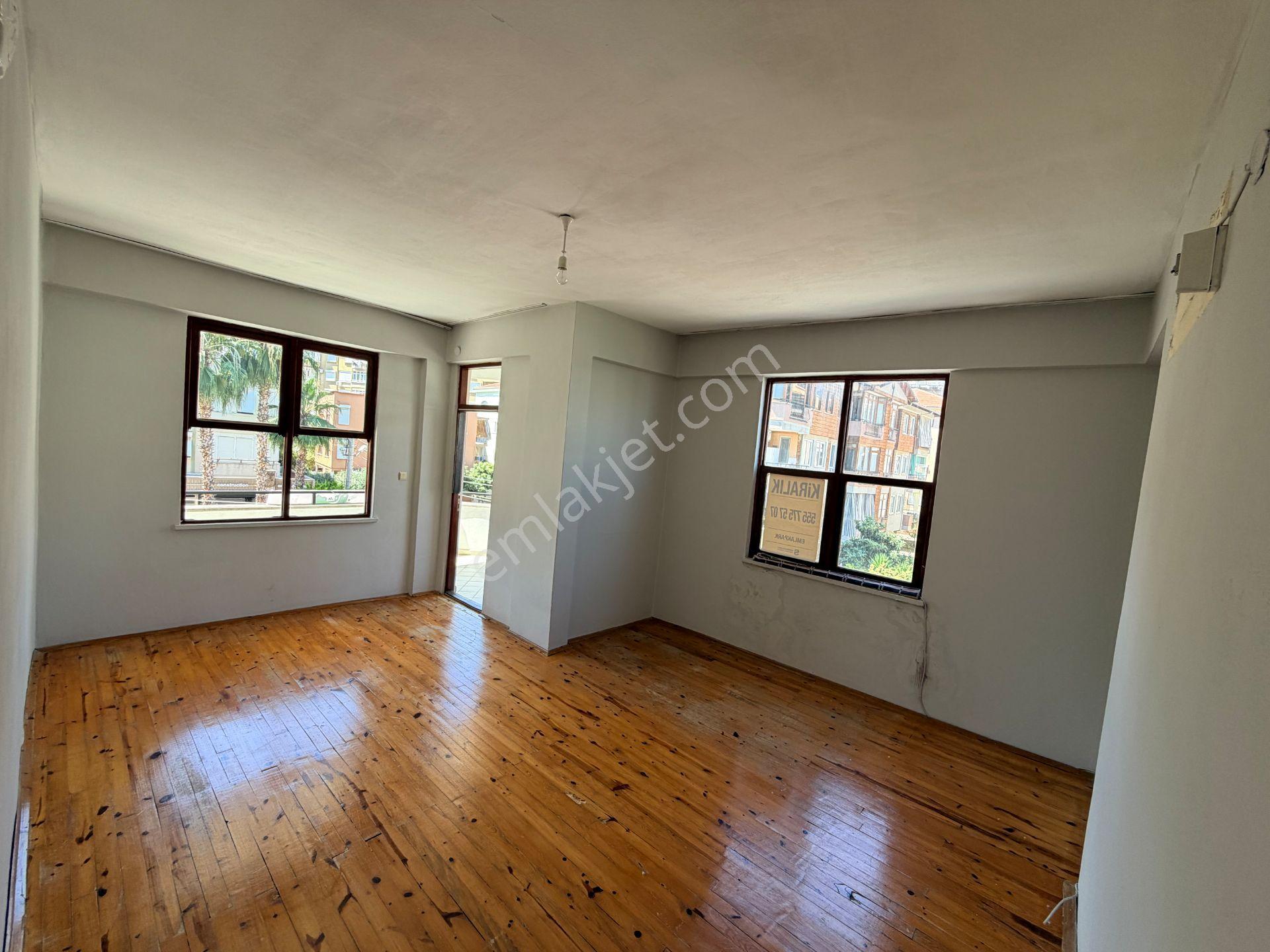 Emlakparktan Şekerhane Mah Alimam Sokakda Kiralık 3+1 Daire - Görsel 7