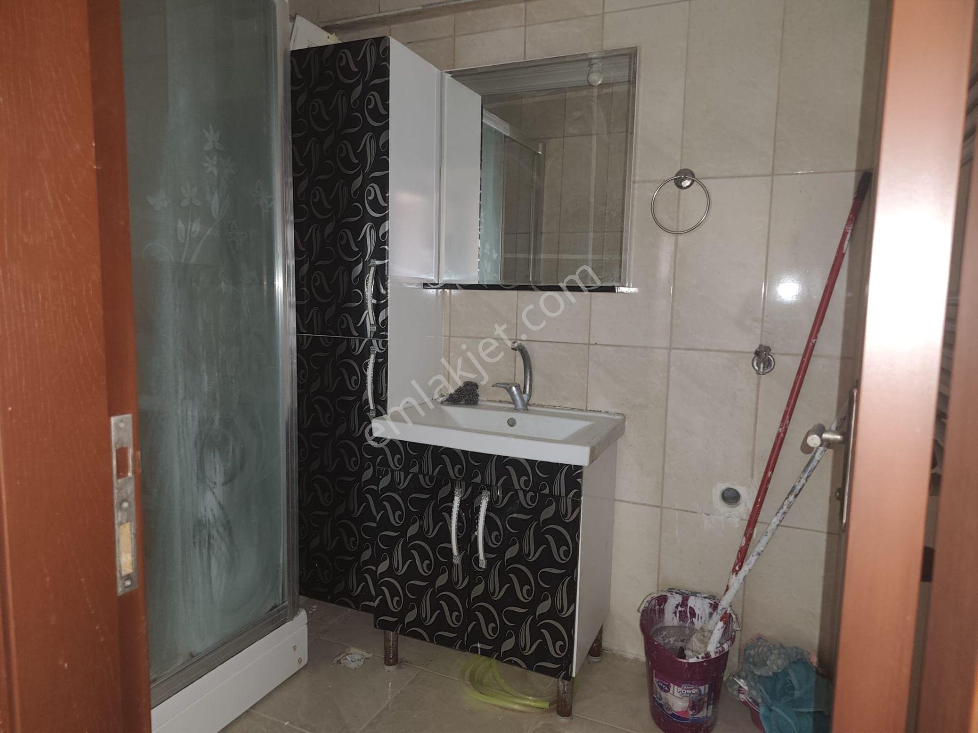 Yılmaz Gayrimenkul Den Malazgirt Mah 4+1 Arakatta Kiralık Cadde Üzeri 25 Bin Tl Daire - Görsel 18