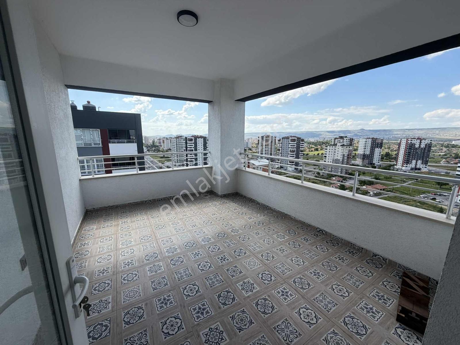 Bekir Yıldız Bulvarı Üzerinde Alphan İnşaat Kiralık 4+1 Daire - Görsel 8