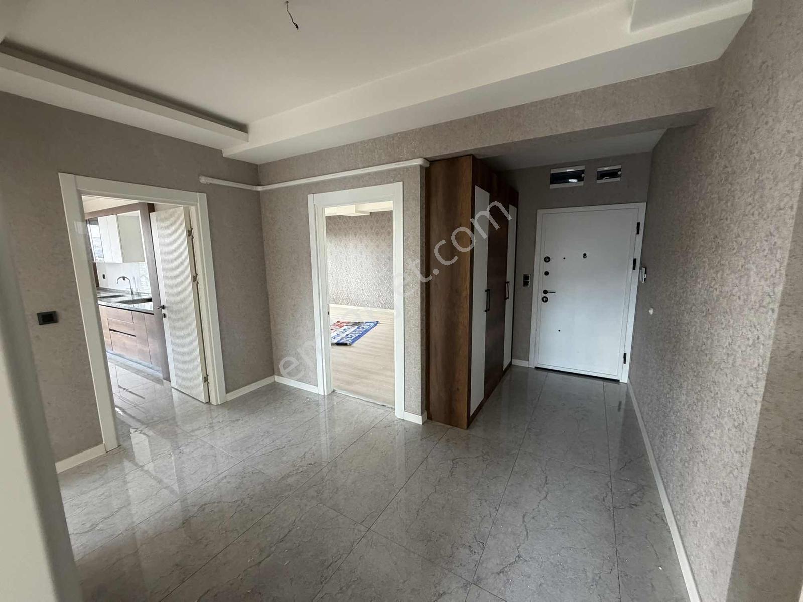 Bekir Yıldız Bulvarı Üzerinde Alphan İnşaat Kiralık 4+1 Daire - Görsel 15