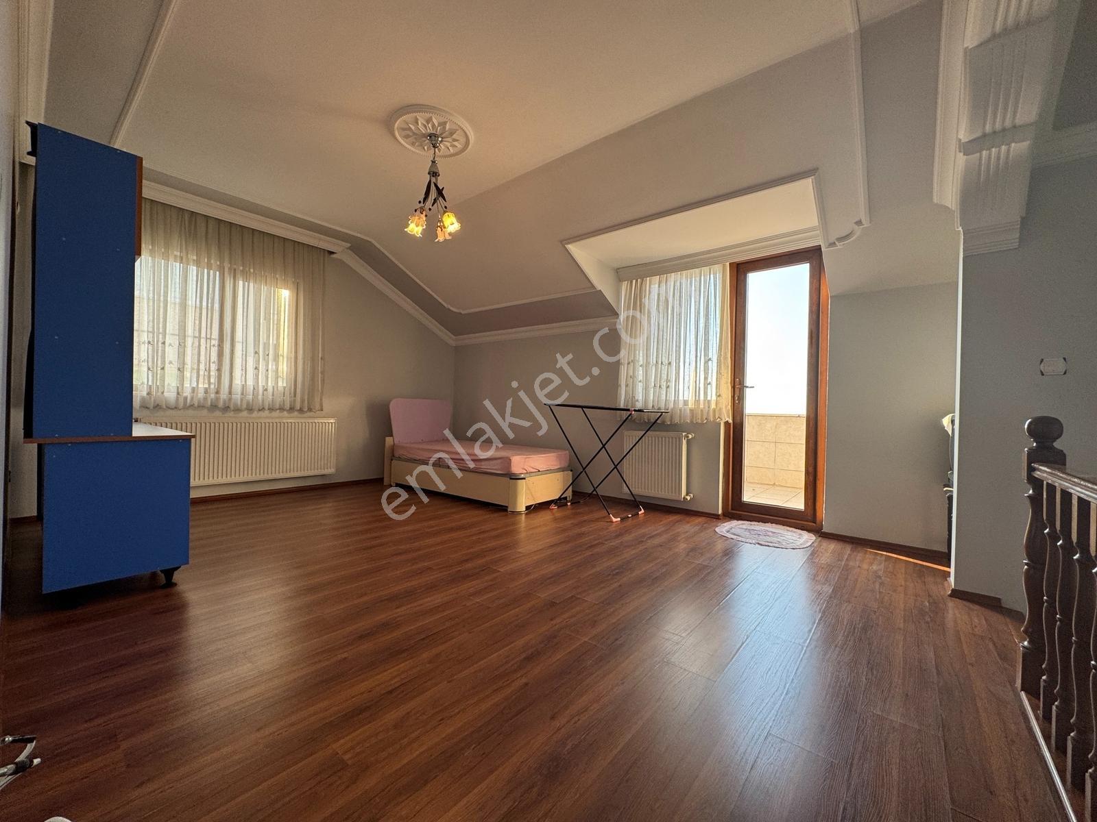 Muhteşem Manzaralı Eşyalı 4+2 Kiralık Dublex - Görsel 28