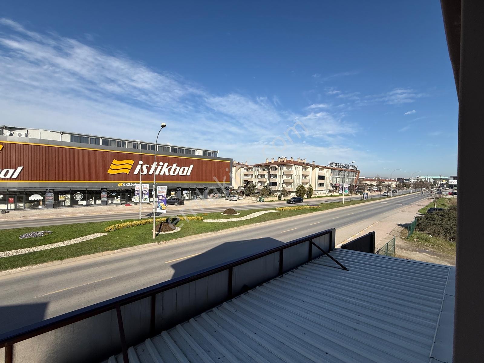 Serdivan Avm Yanı 150 M² Kiralık Ofis Katı Reklam Değeri Yüksek - Görsel 3