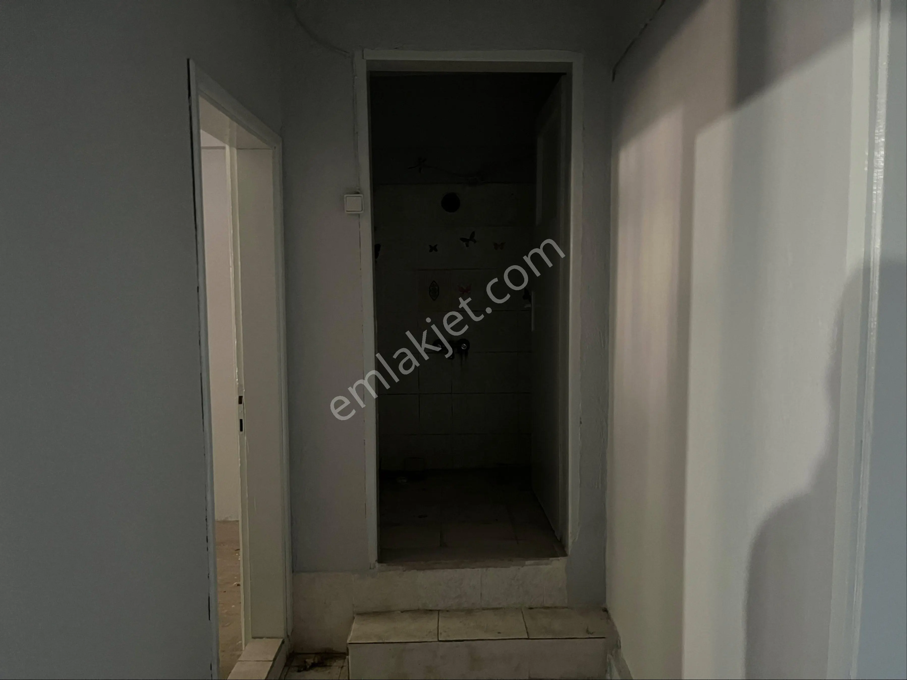 Uşak Merkez Atatürk Mahallesinde Kiralık 2+0 Daire - Görsel 5