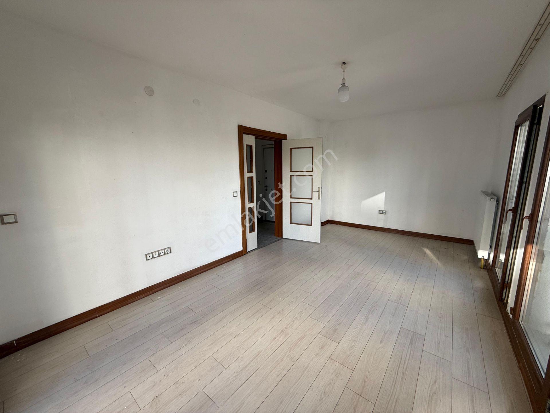 Incom Lıne Gayrimenkul Satıyor 2+1 Geniş Aile Dairesi Winstown Avm Civarı - Görsel 6