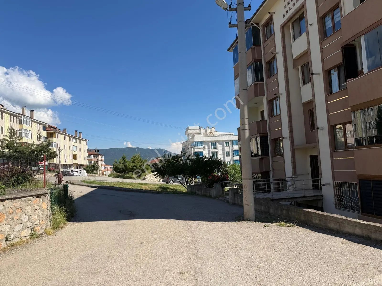 Liva Gayrimenkul'den Emek Mah.kiralık 3+1daire - Görsel 3