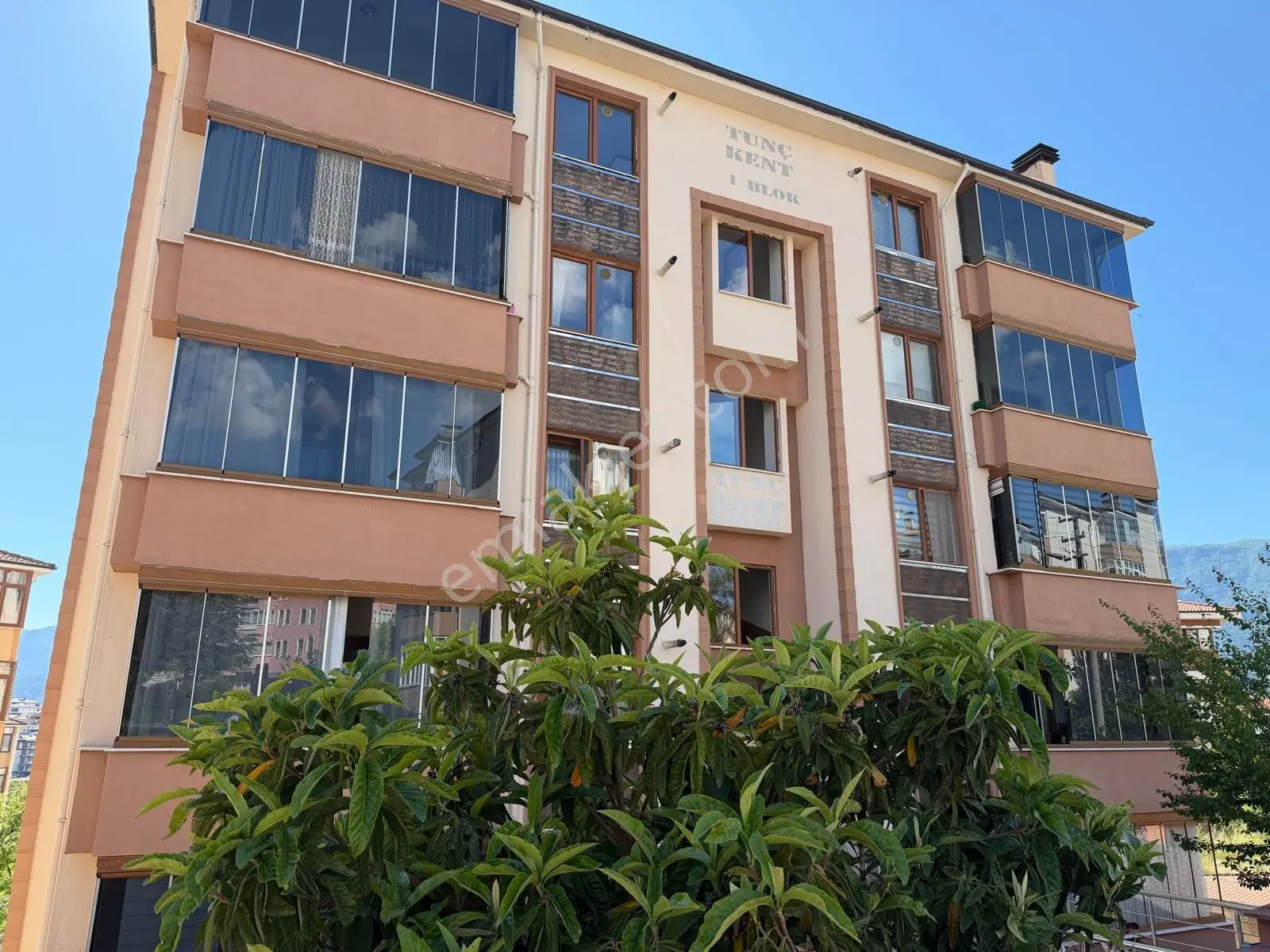 Liva Gayrimenkul'den Emek Mah.kiralık 3+1daire - Görsel 2