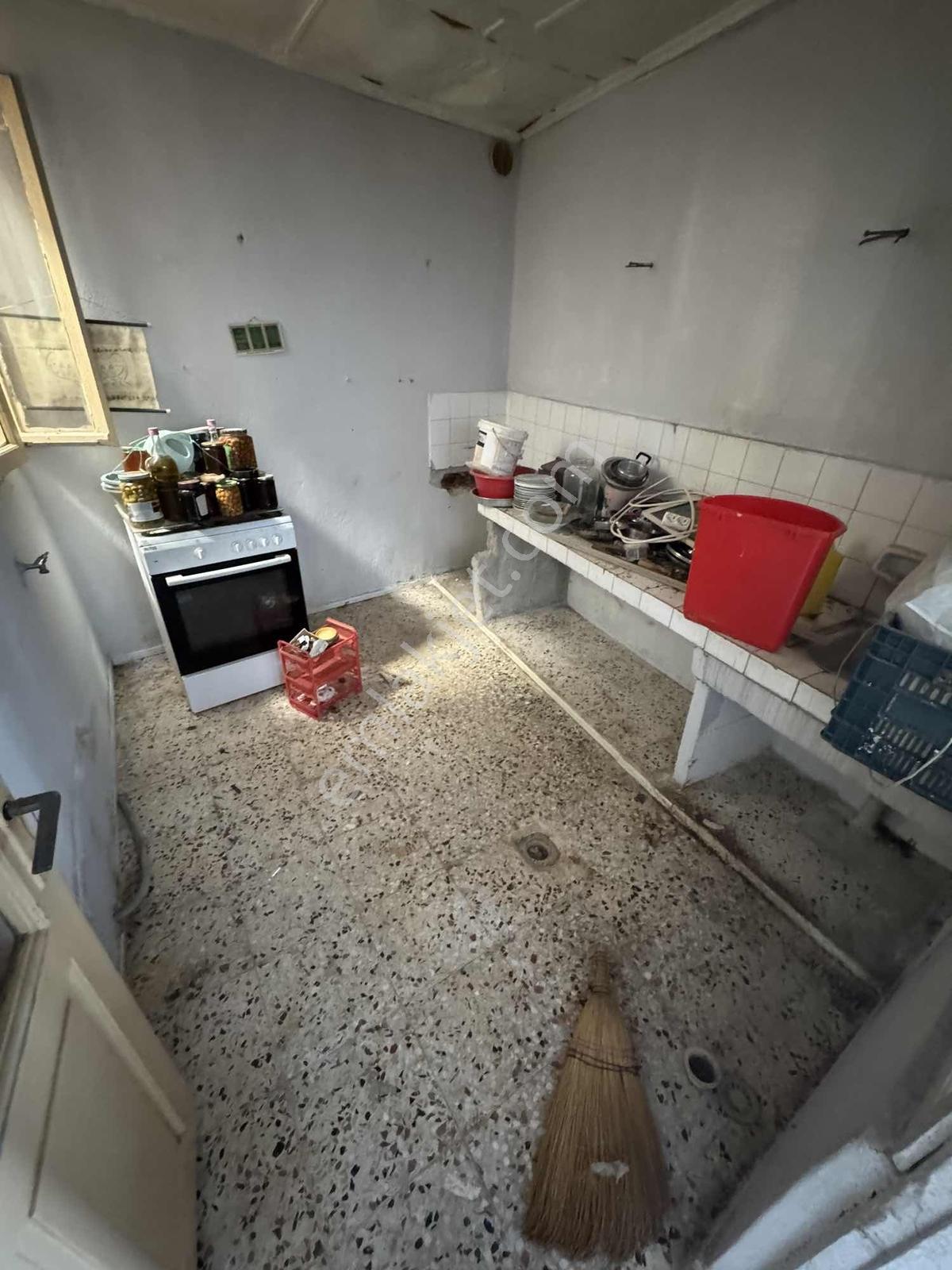 Barbaros Mah. Kozak Yolu Üzeri 168 M² Bahçeli Müstakil Ev - Görsel 3