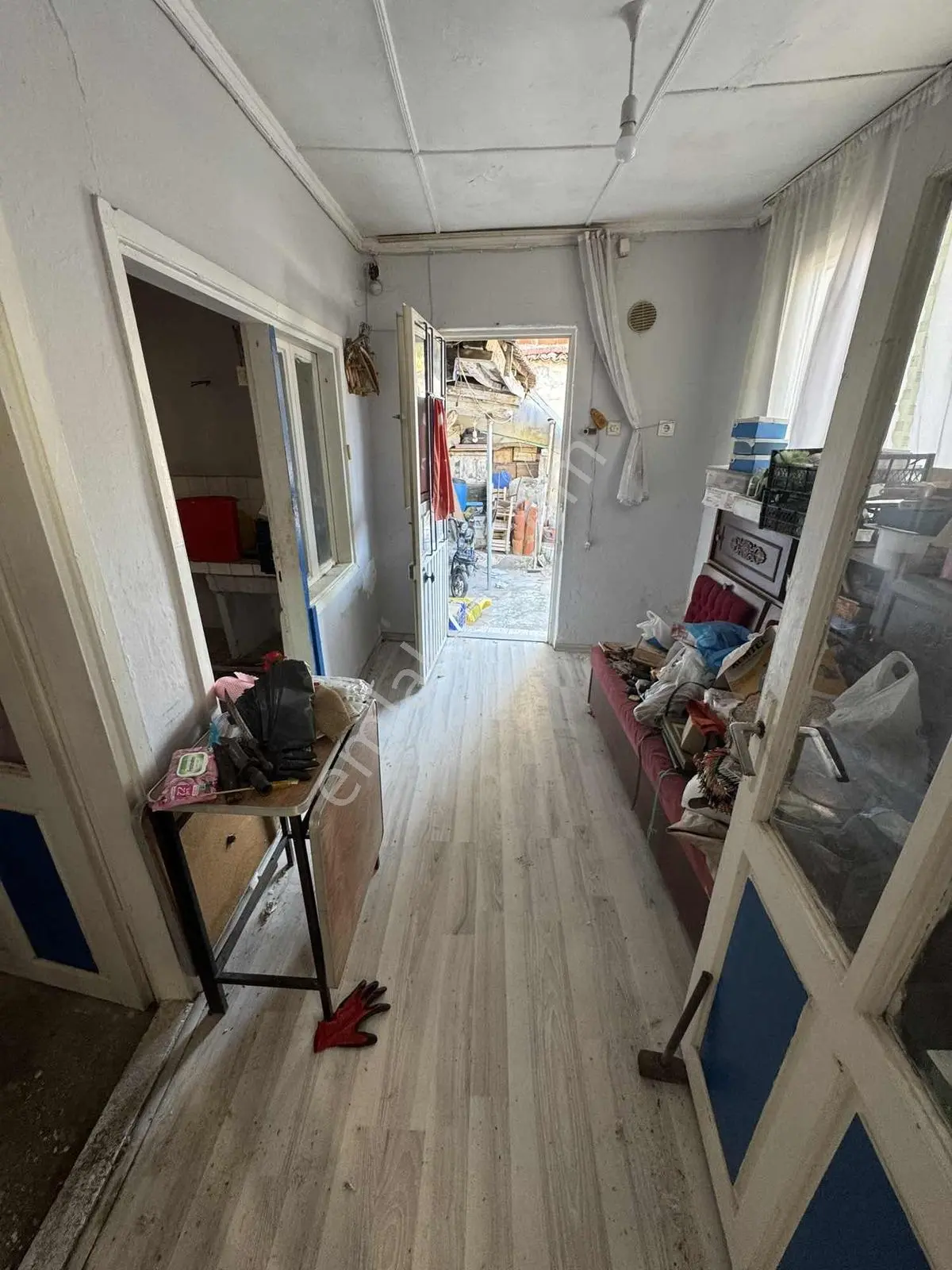 Barbaros Mah. Kozak Yolu Üzeri 168 M² Bahçeli Müstakil Ev - Görsel 10