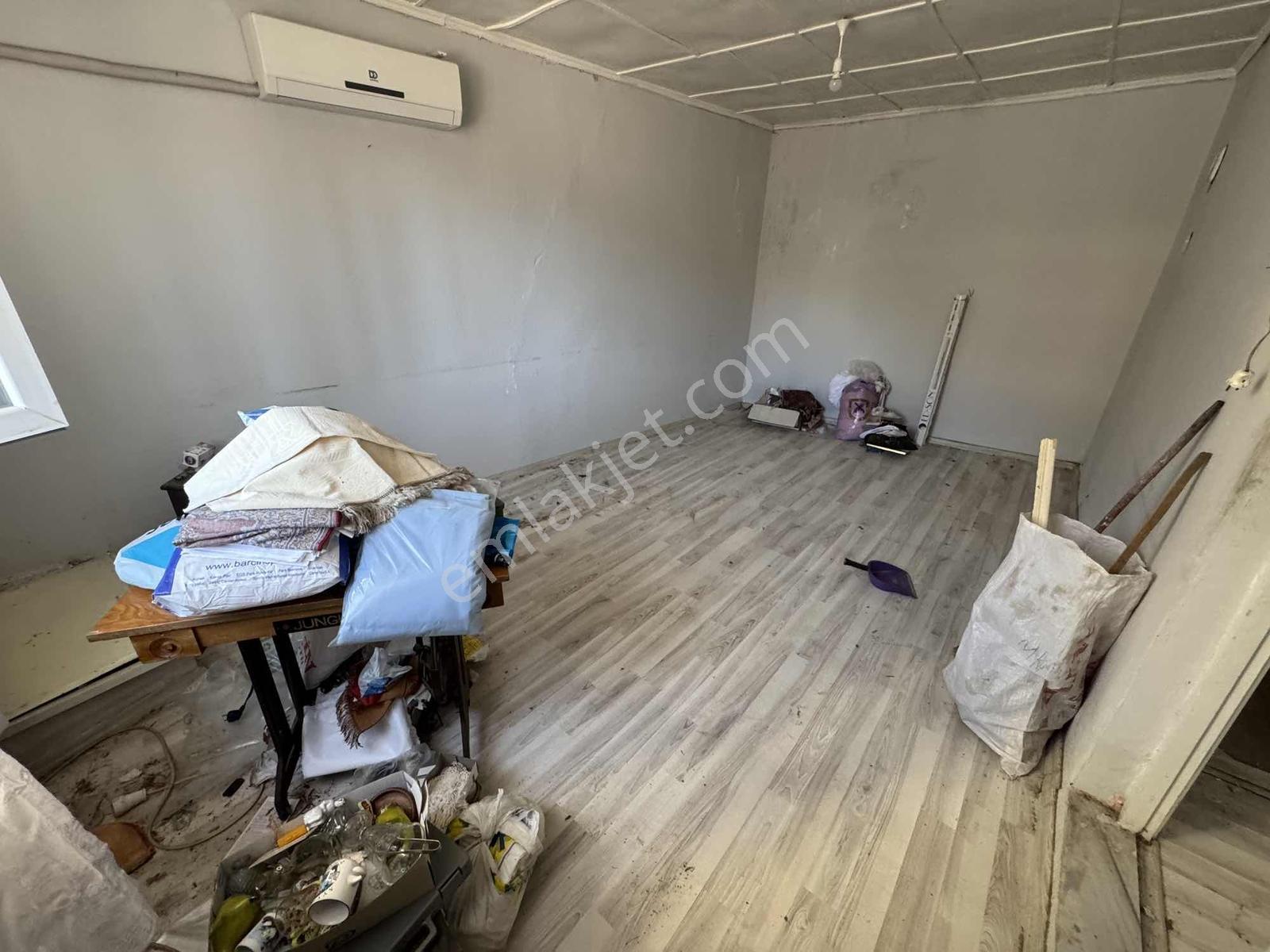 Barbaros Mah. Kozak Yolu Üzeri 168 M² Bahçeli Müstakil Ev - Görsel 11