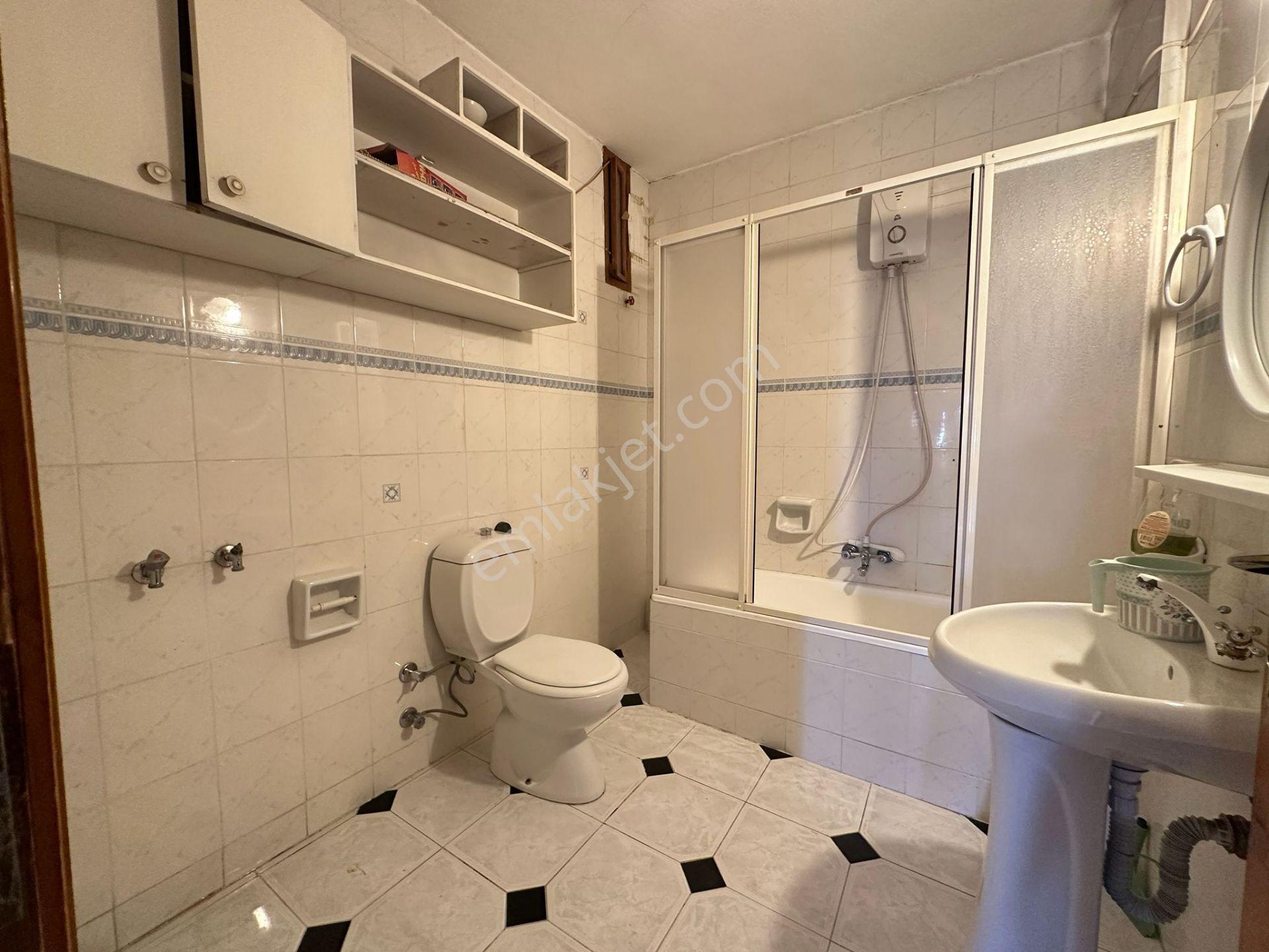 Alanya Şekerhane Mah. Kiralık 3+1 Ayrı Mutfak Merkezi Konumda Daire - Görsel 17